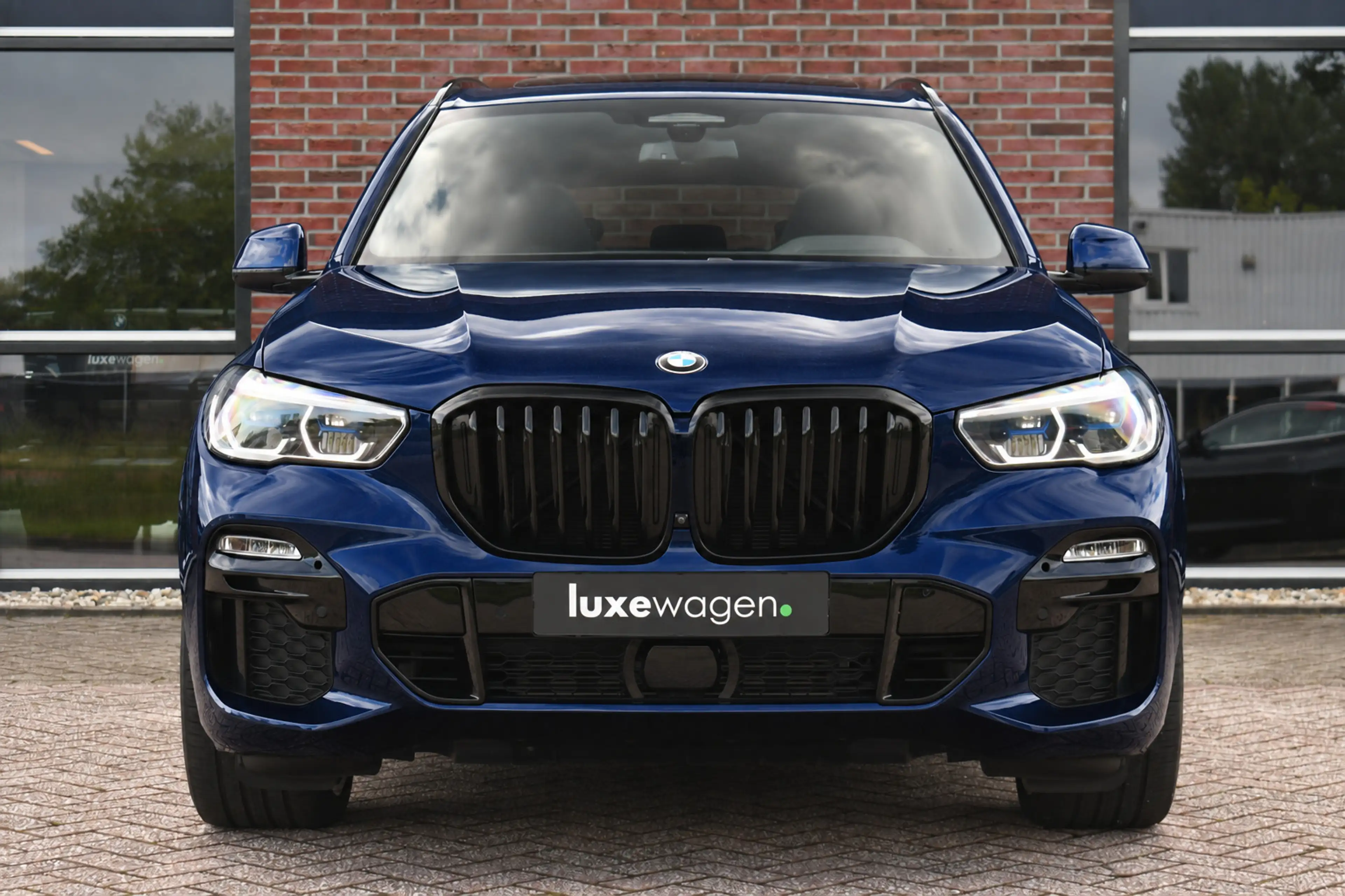 BMW X5 xDrive45e M-Sport Skylounge Trekh ACC 4WS 360 Comf — photo 7