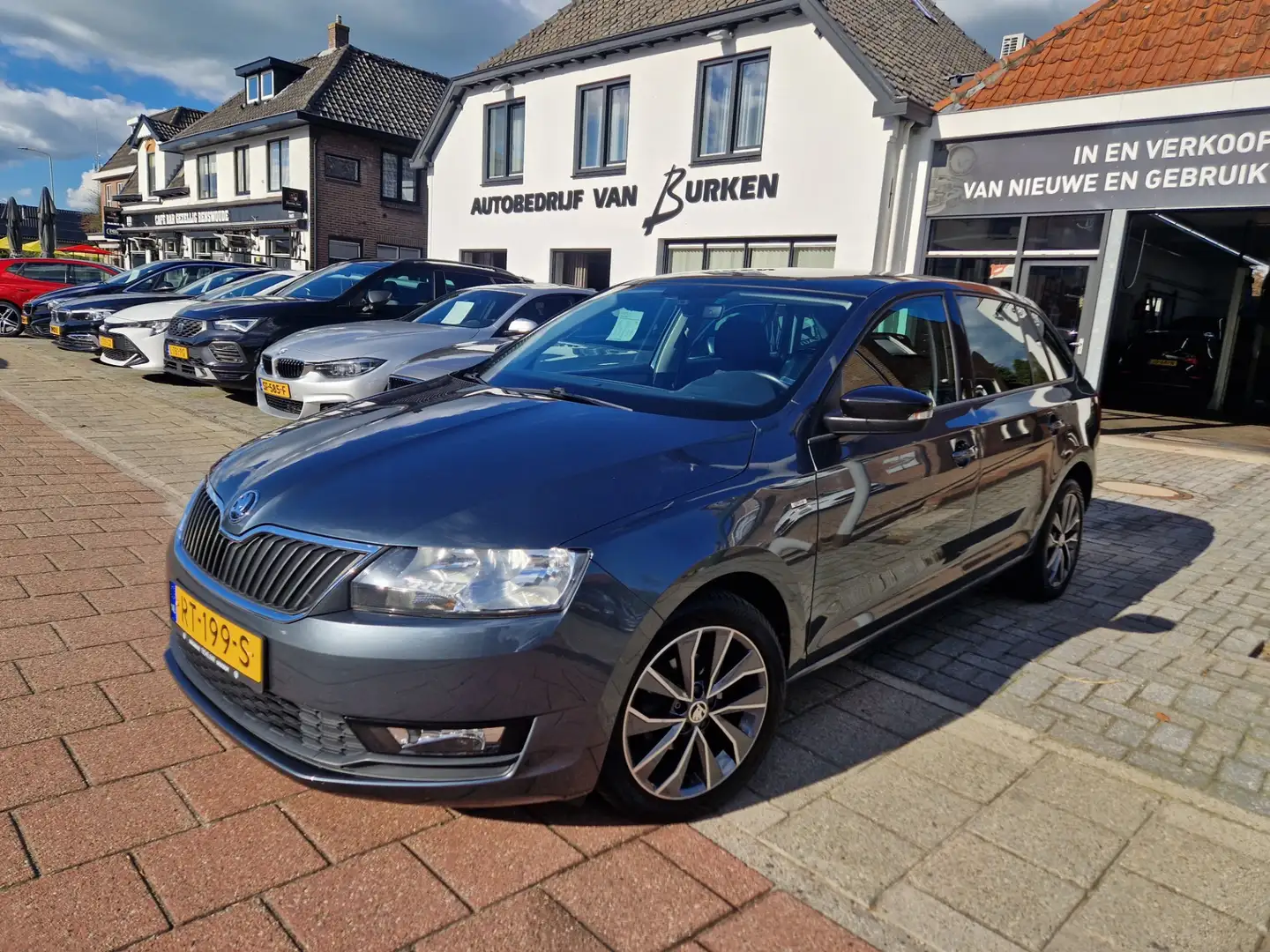 Skoda Rapid/Spaceback 1.0 TSI Greentech Drive, Panoramadak,Navigatie,Tre Gris - 1