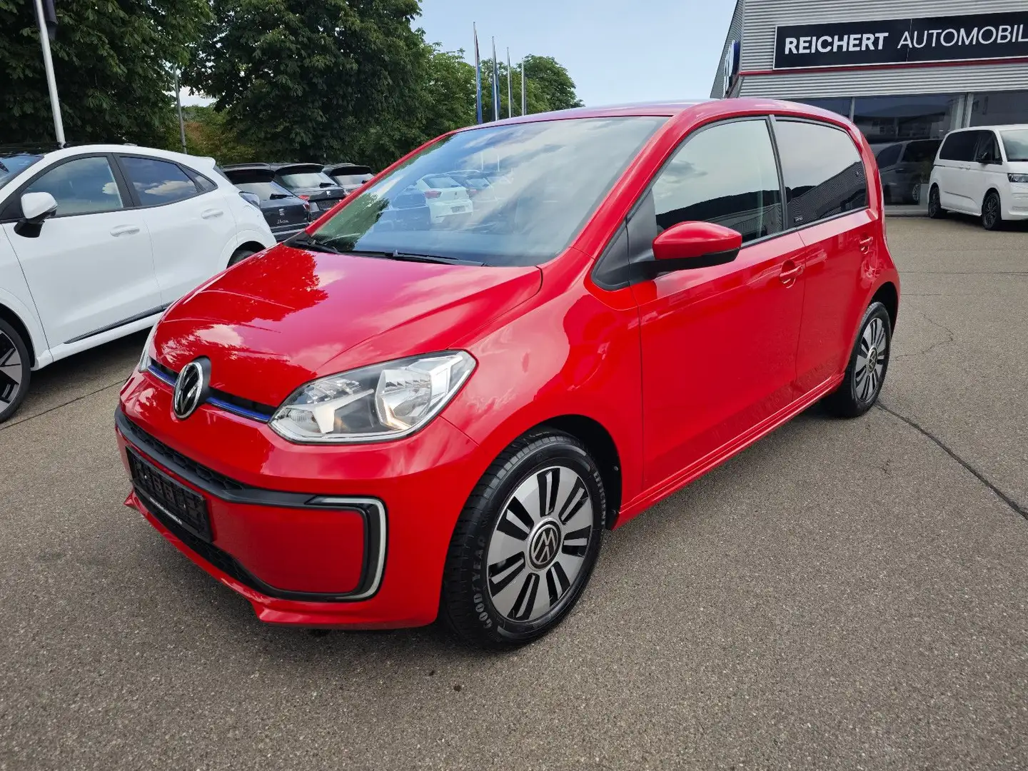 Volkswagen up! E-UP! United 61KW #CCS #KAMERA Rood - 2