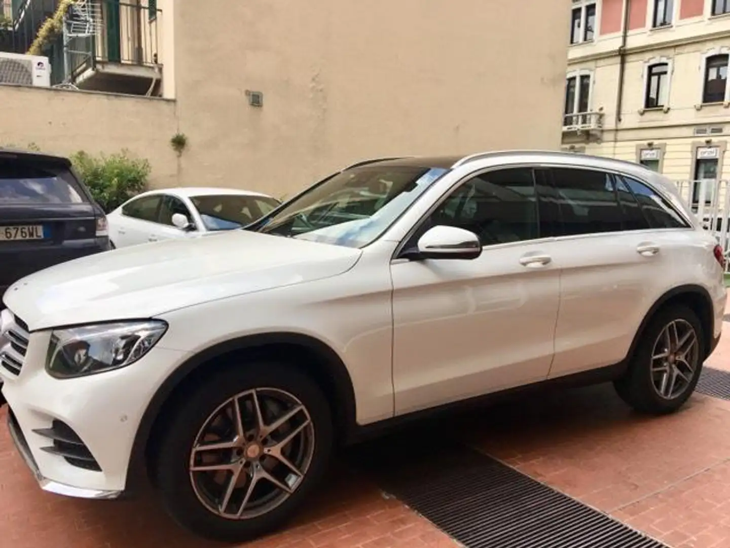 Mercedes-Benz GLC 250 4Matic Premium Amg- tetto panoramico White - 2