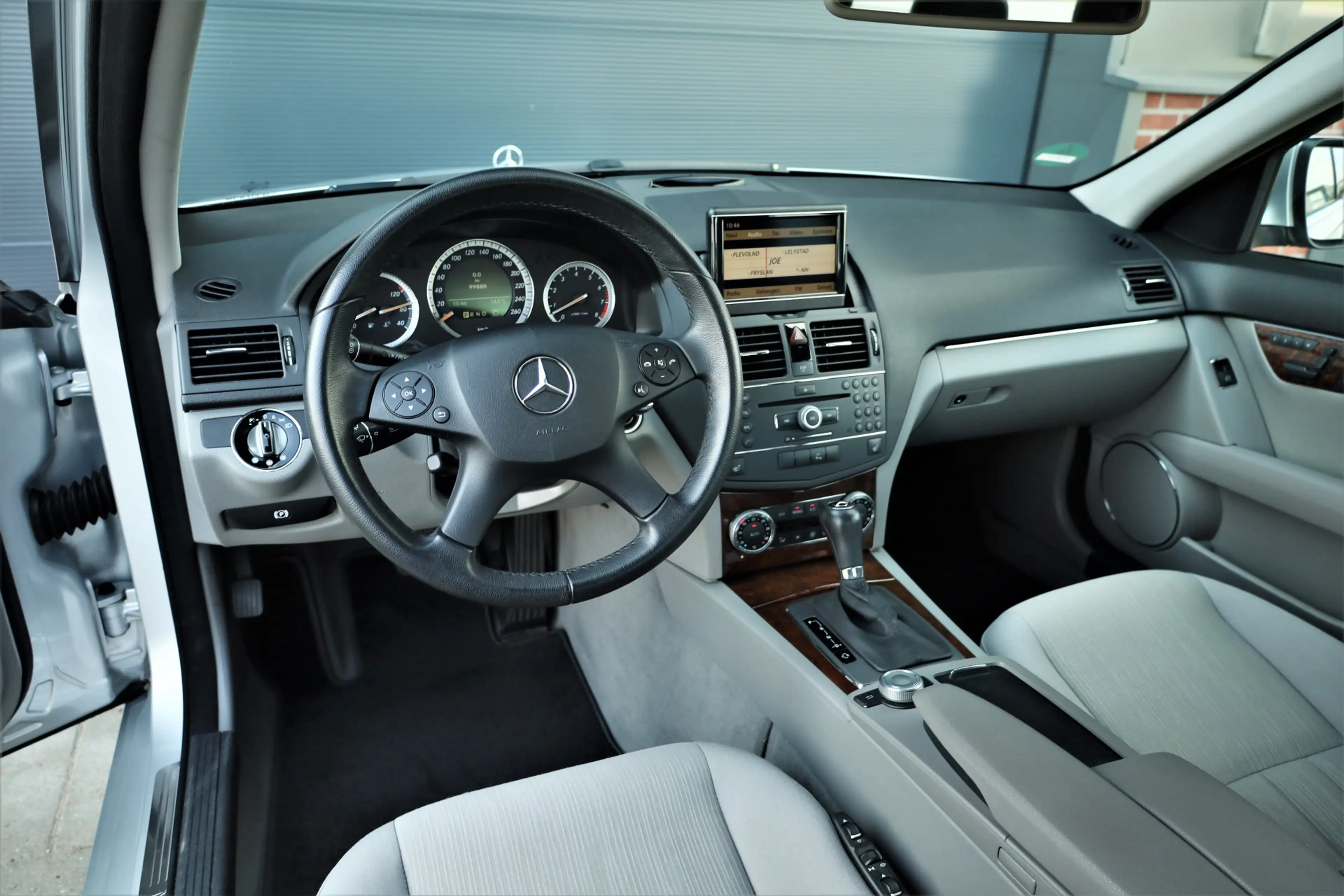 Mercedes-Benz C 350 C Elegance 4-Matic Youngtimer — photo 6