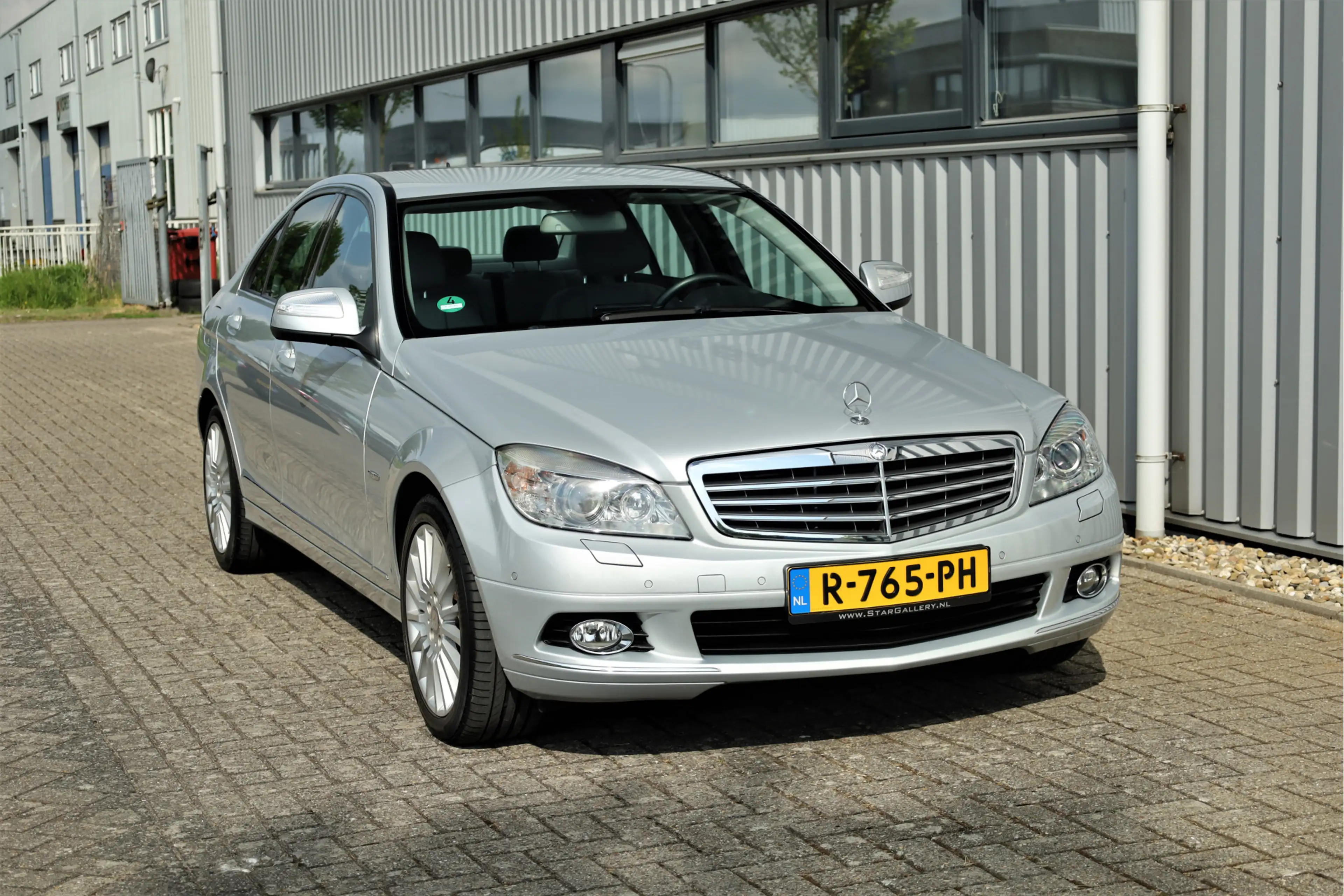 Mercedes-Benz C 350 C Elegance 4-Matic Youngtimer — photo 2