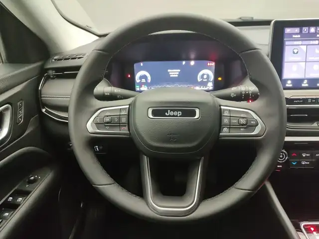 Jeep Compass view 10