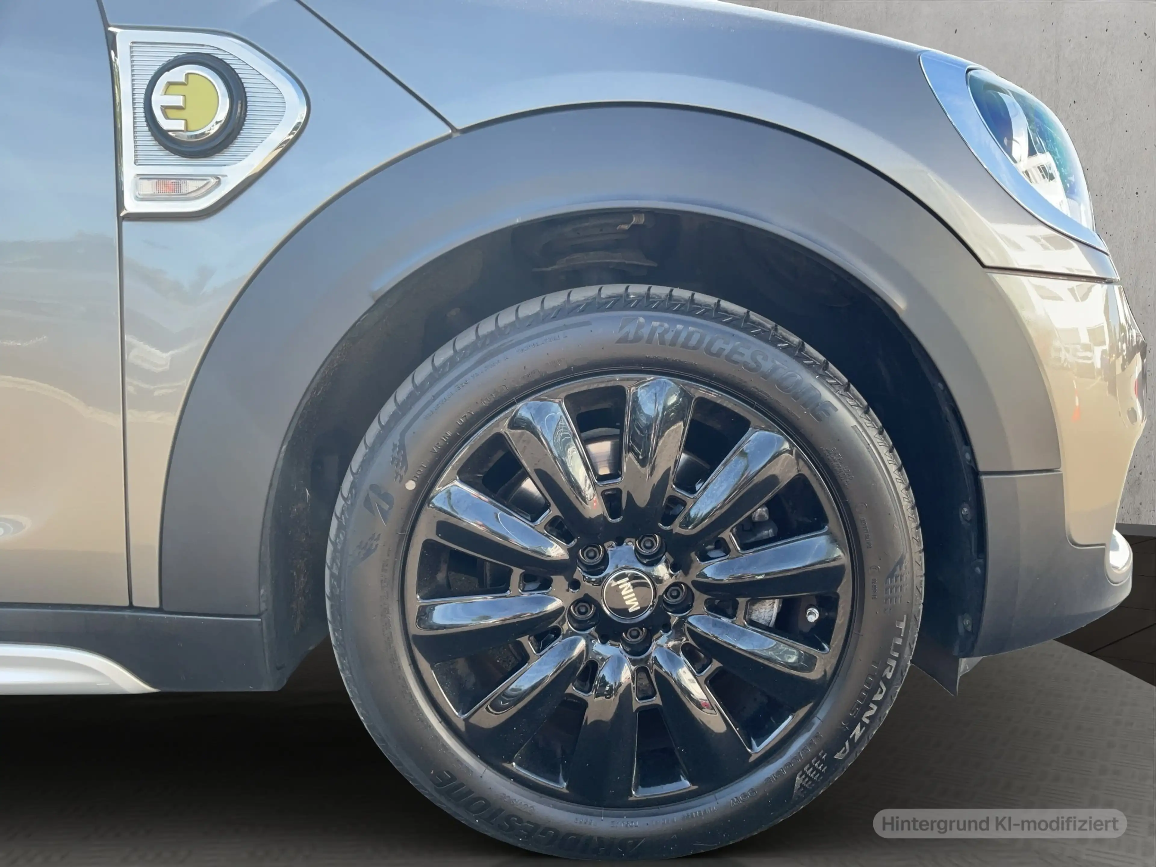 MINI Cooper SE Countryman Cooper S E ALL4 — photo 9