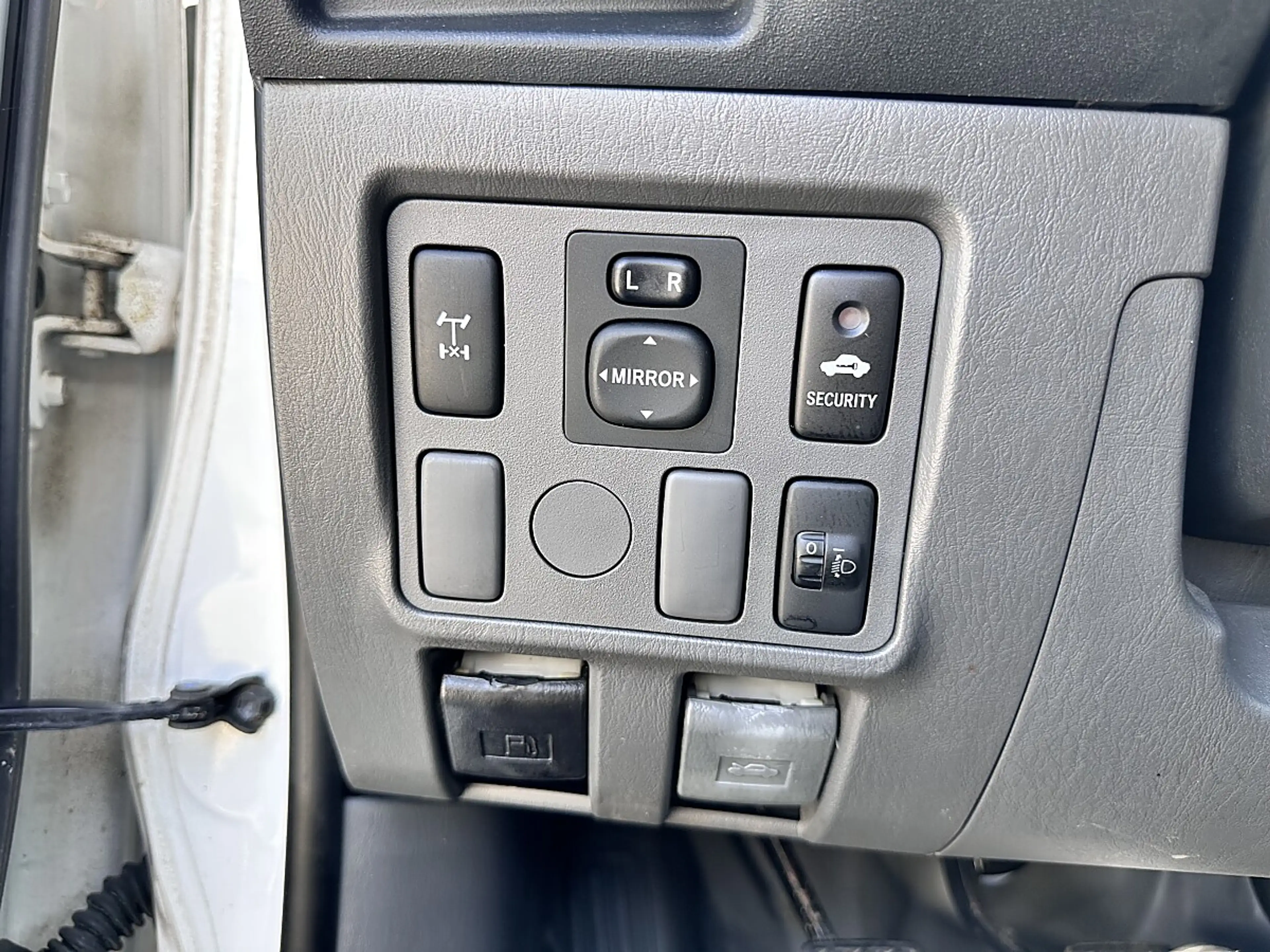 Toyota Hilux Einzelkabine Country 4x4 2,5 D-4D 145 — photo 14