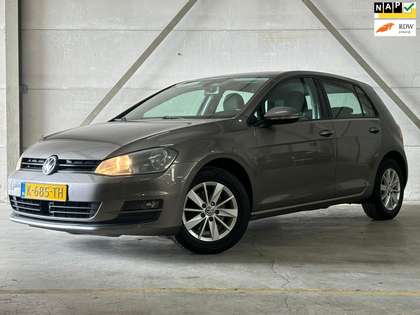 Volkswagen Golf 1.2 TSI Highline Cruise Navi Clima Lmv