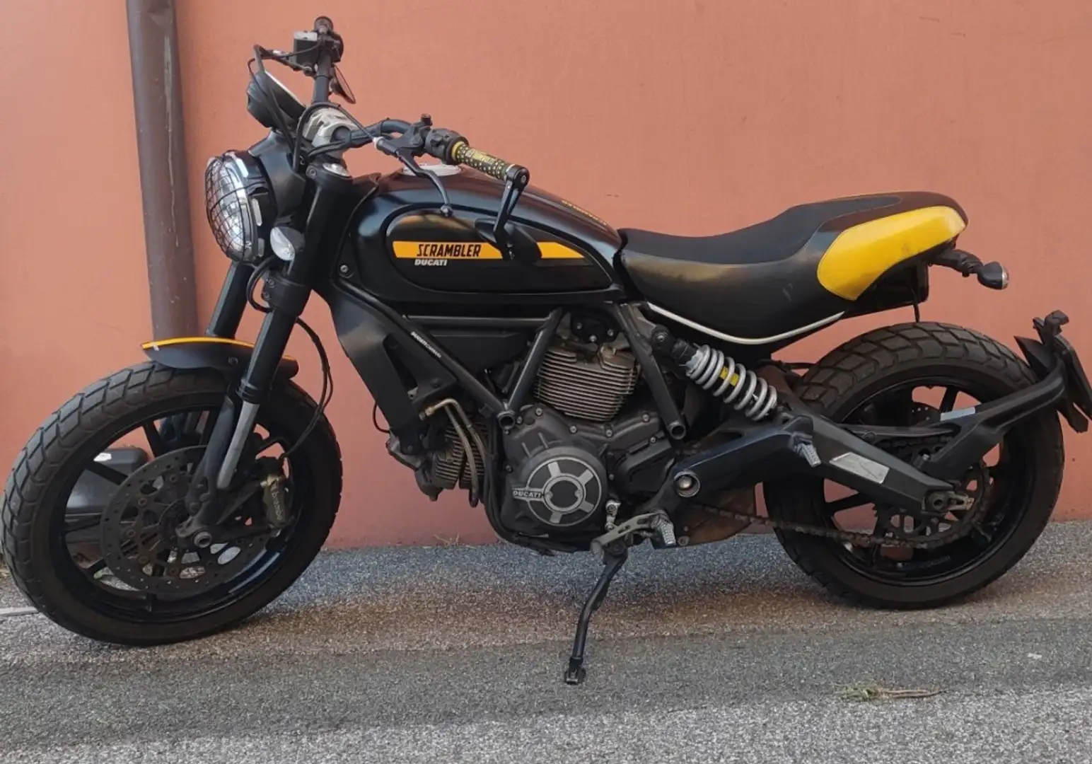 Ducati Scrambler Full throttle Fekete - 1