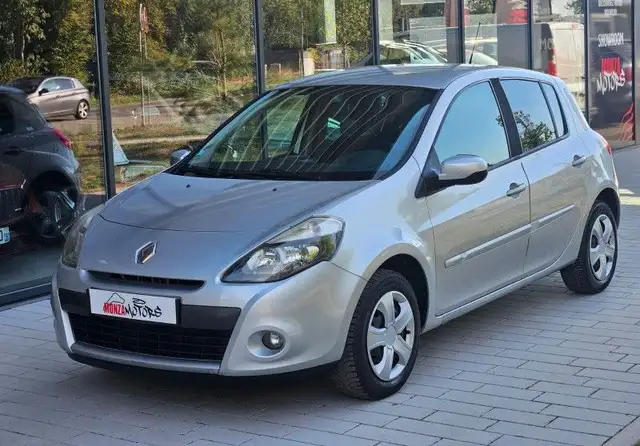 Renault Clio view 5