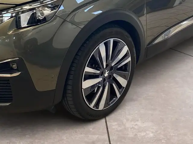 Peugeot 3008 view 15