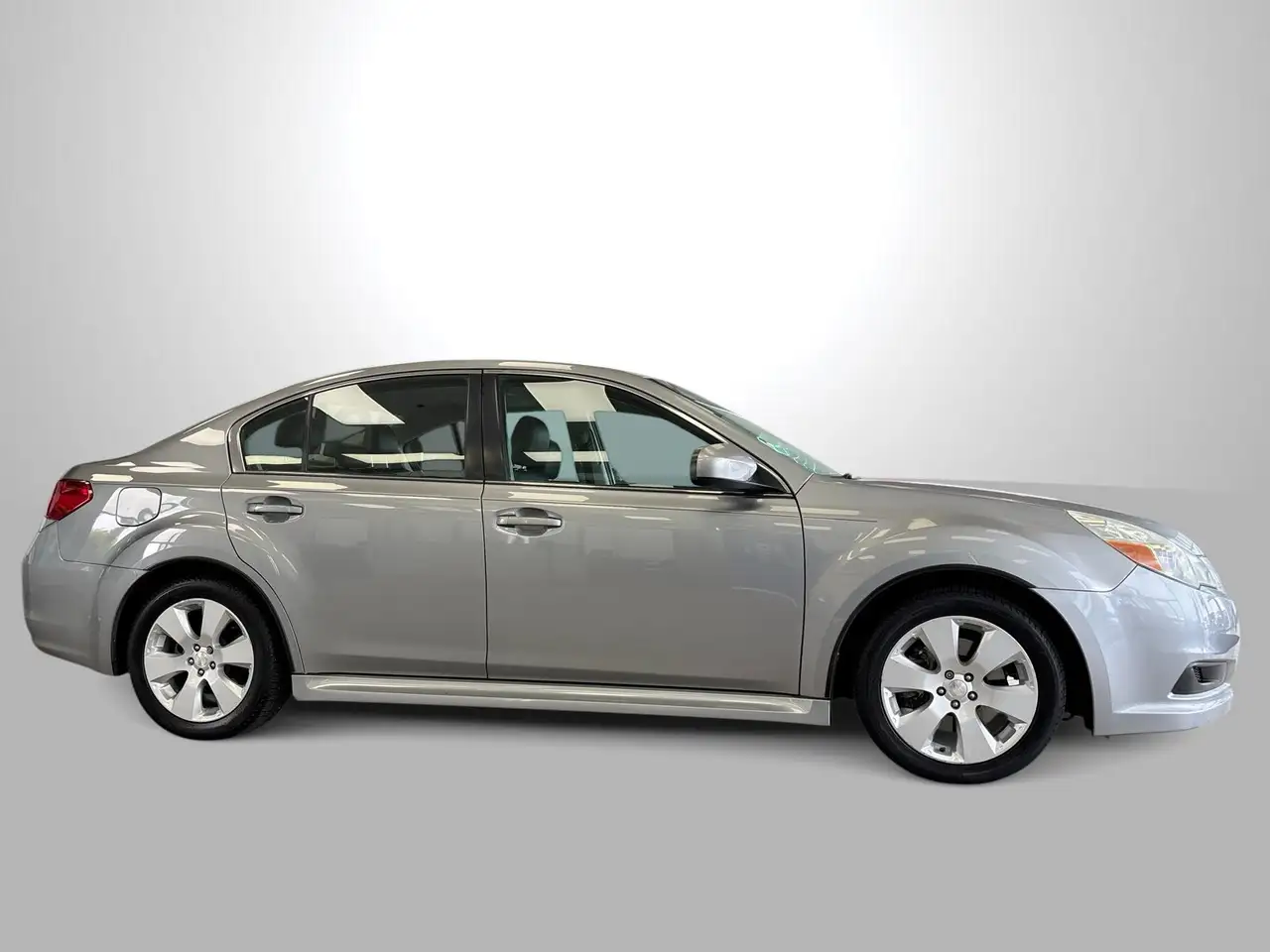 Subaru Legacy photo Subaru Legacy