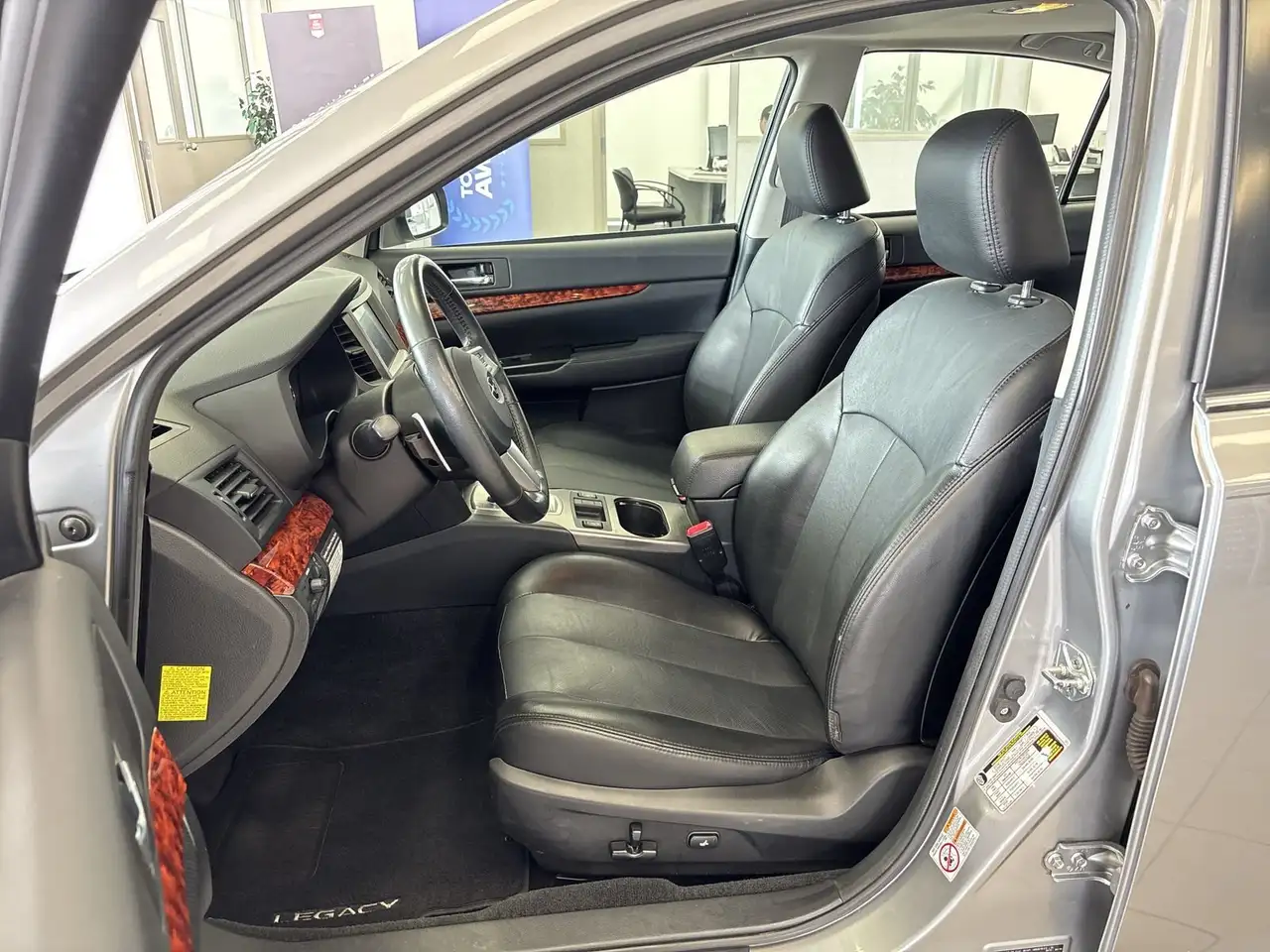 Subaru Legacy photo Subaru Legacy
