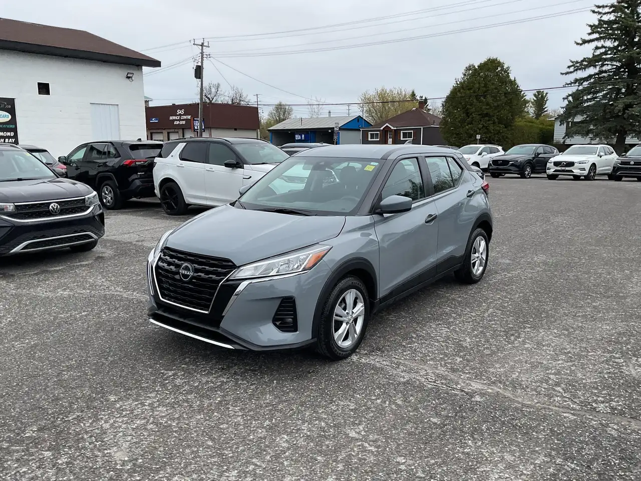 2025 Nissan Kicks