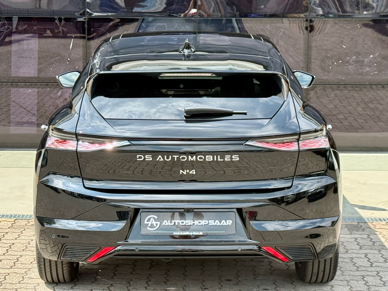 DS Automobiles Nº4 BlueHDi 130 DS Performance Line — photo 9