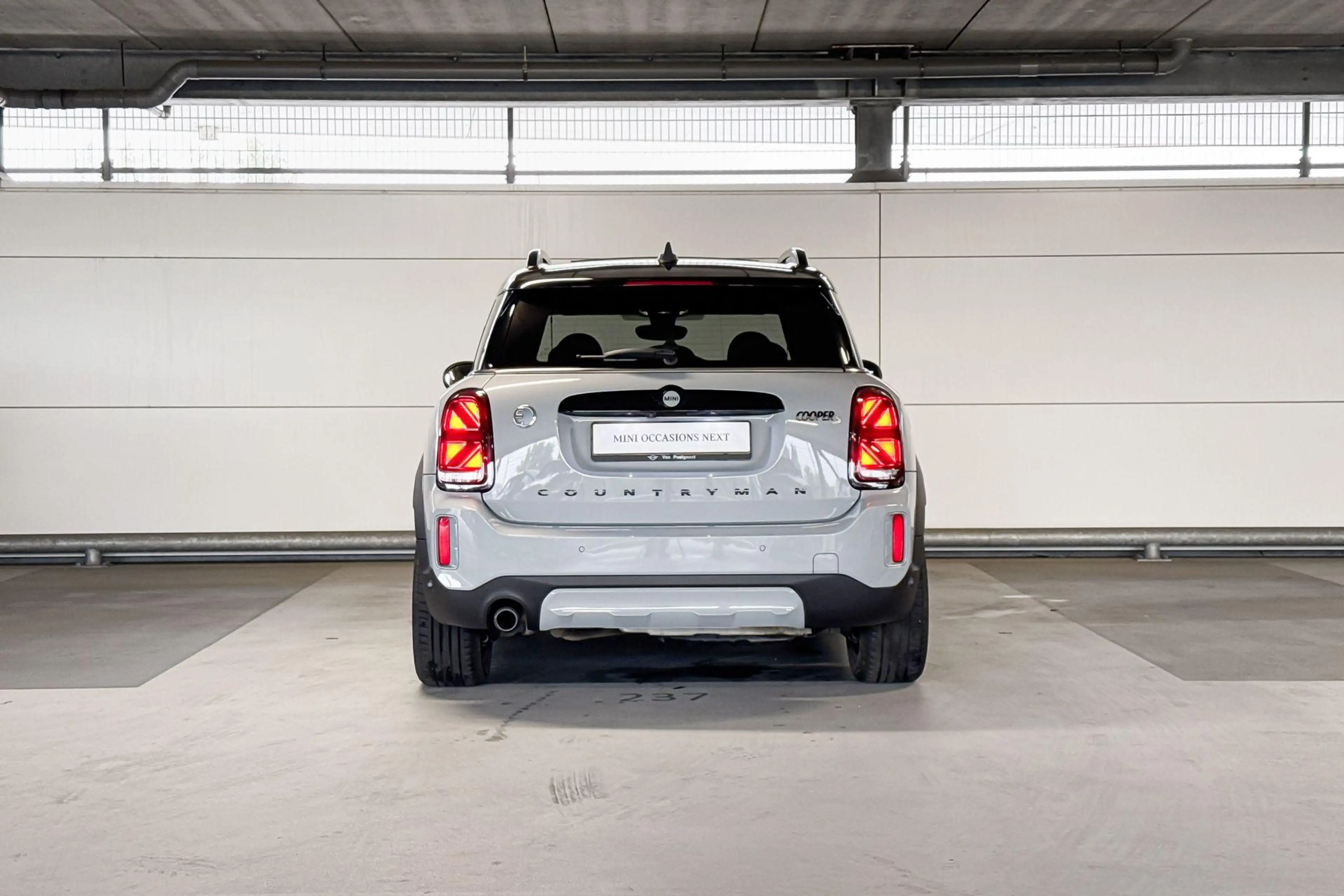 MINI Cooper SE Countryman 1.5 ALL4 Untamed Edition — photo 7