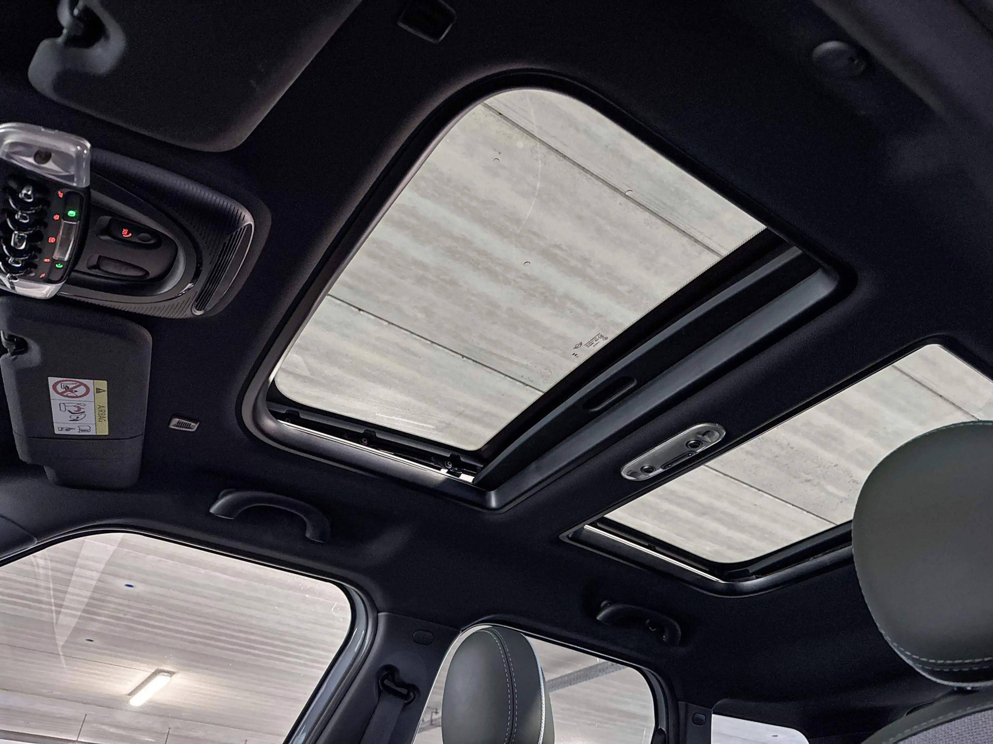 MINI Cooper SE Countryman 1.5 ALL4 Untamed Edition — photo 11