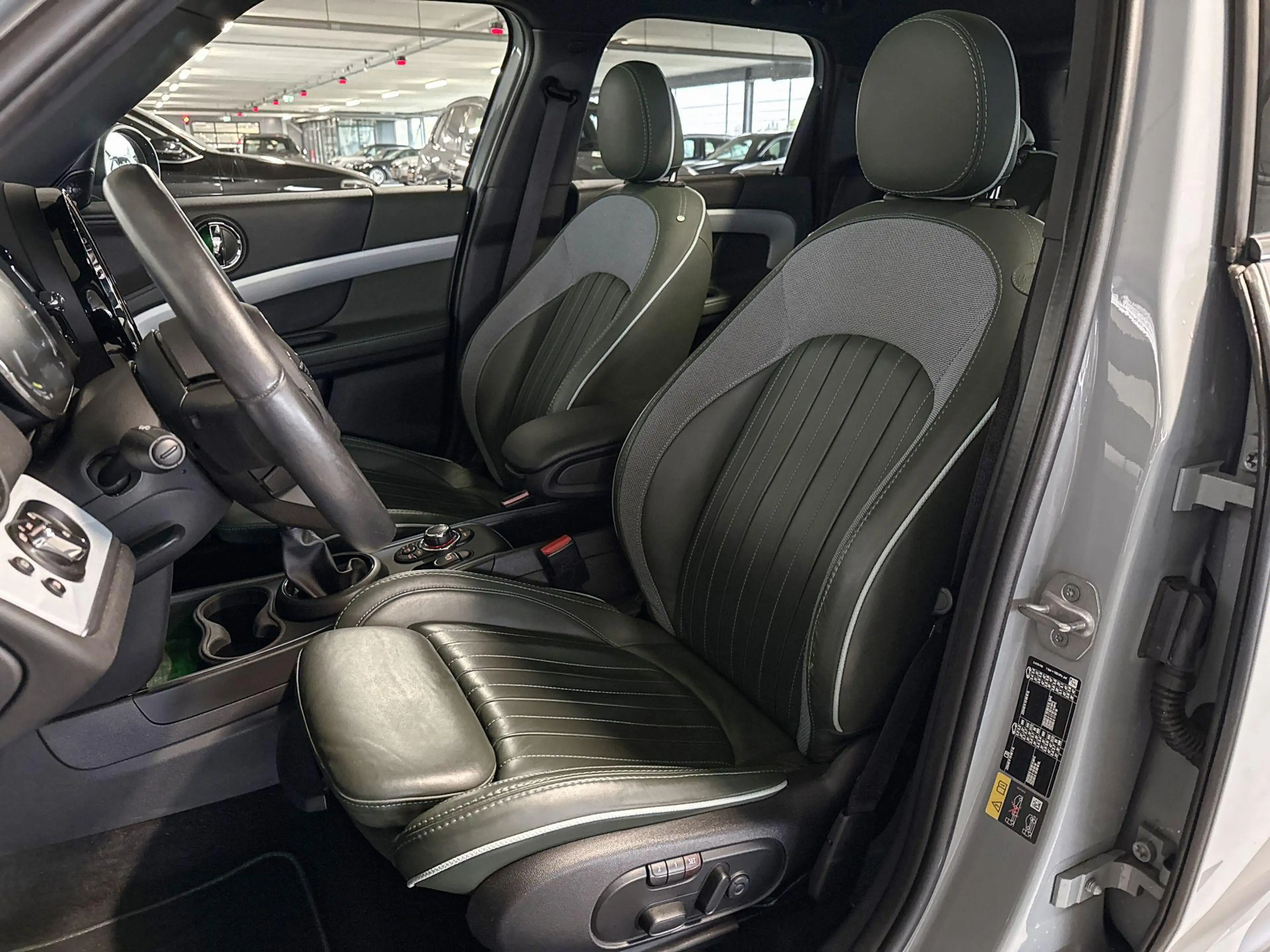 MINI Cooper SE Countryman 1.5 ALL4 Untamed Edition — photo 10