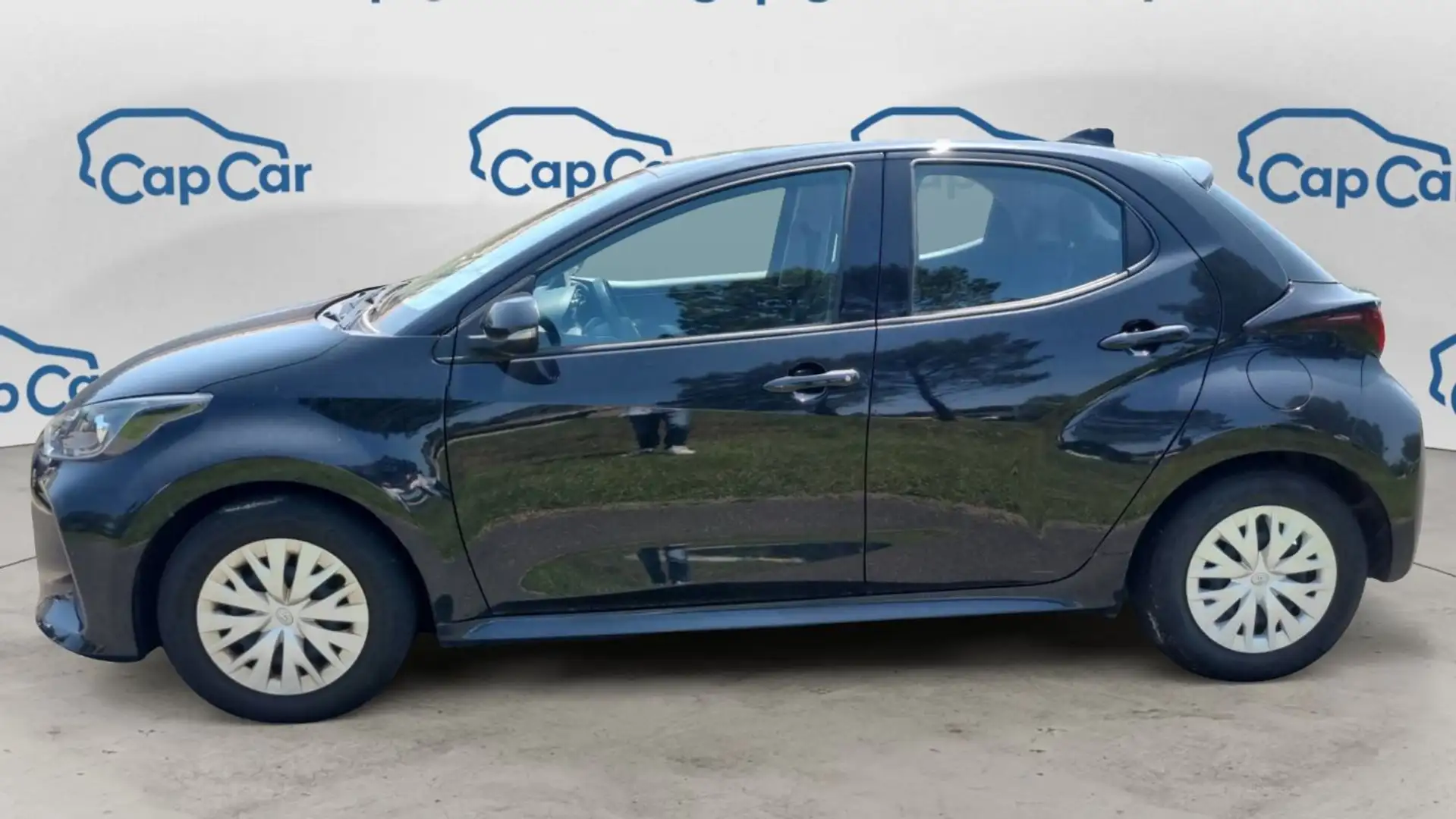 Toyota Yaris 1.0 VVT-I 70 Dynamic Noir - 2