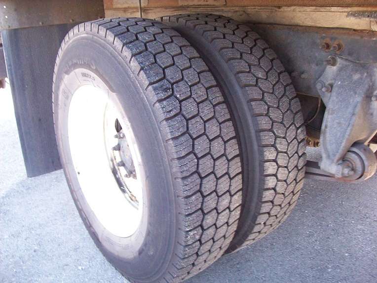 2015 Freightliner M2-106