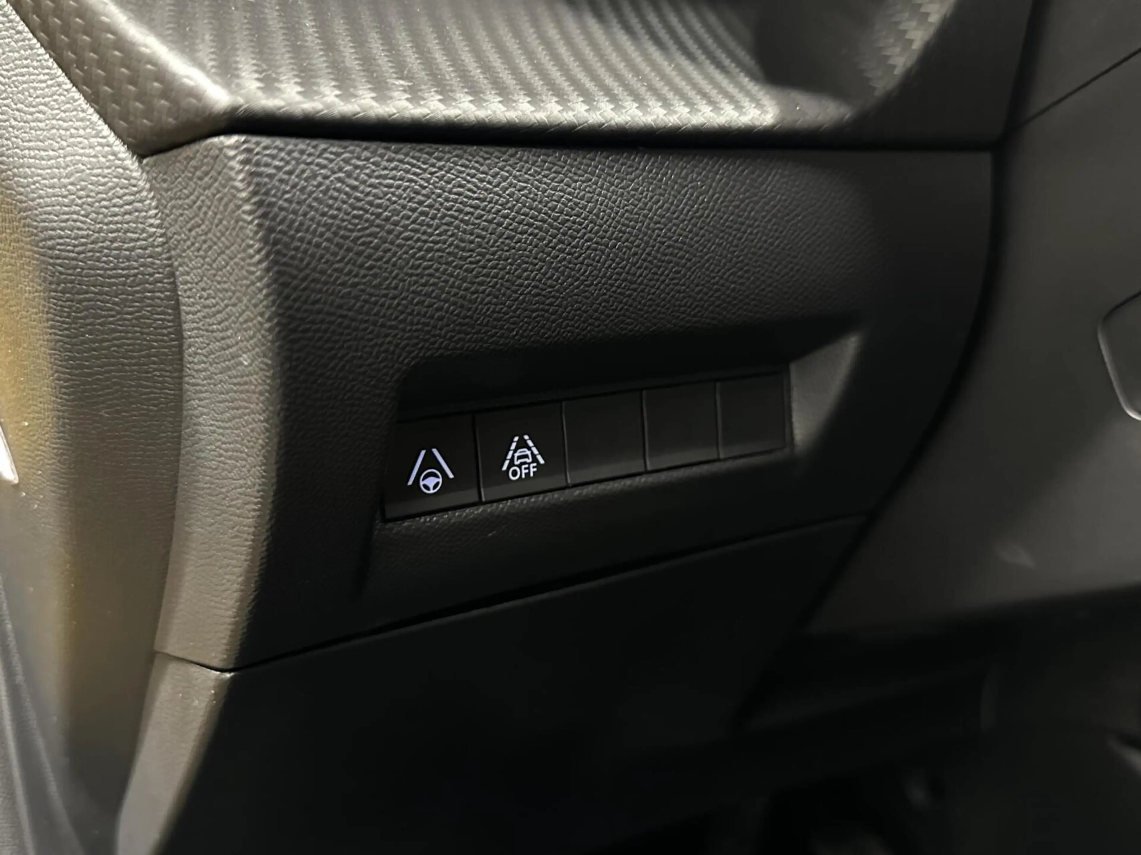 Peugeot e-208 EV GT 350 50 kWh NAVI CARPLAY 13000 KM SOH 100%. — photo 15
