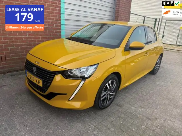 Peugeot 208 main image