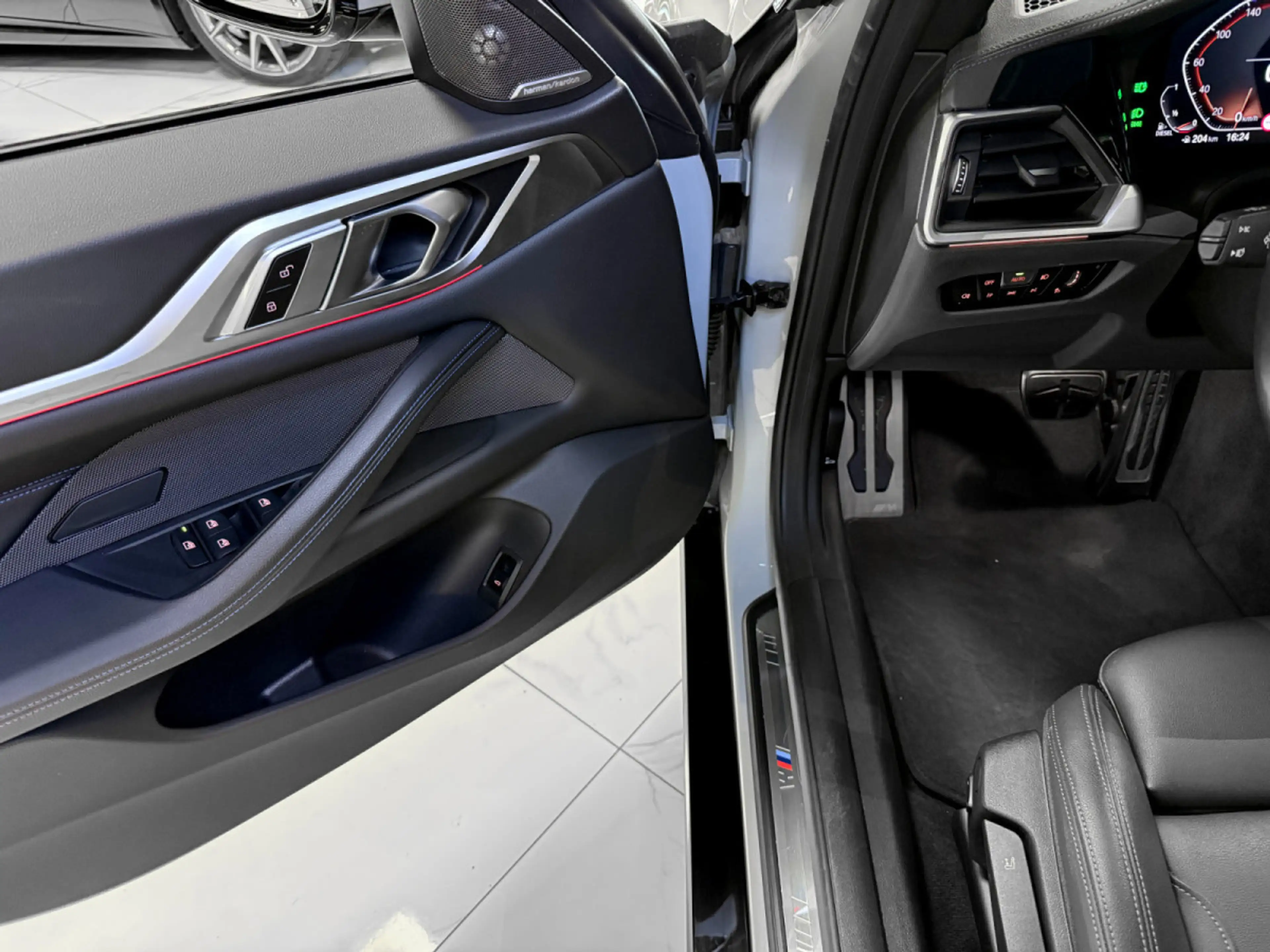 BMW 420 Gran Coupe d M Sport / HK / ACC / LASER / WINTER S — photo 15