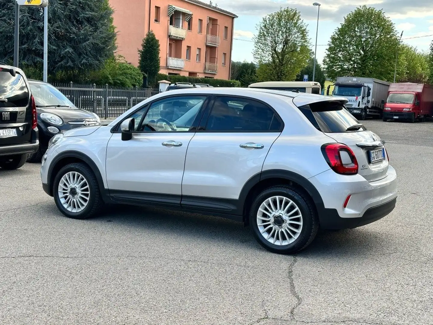 Fiat 500X 1.6 MultiJet 130 CV Connect Grau - 2