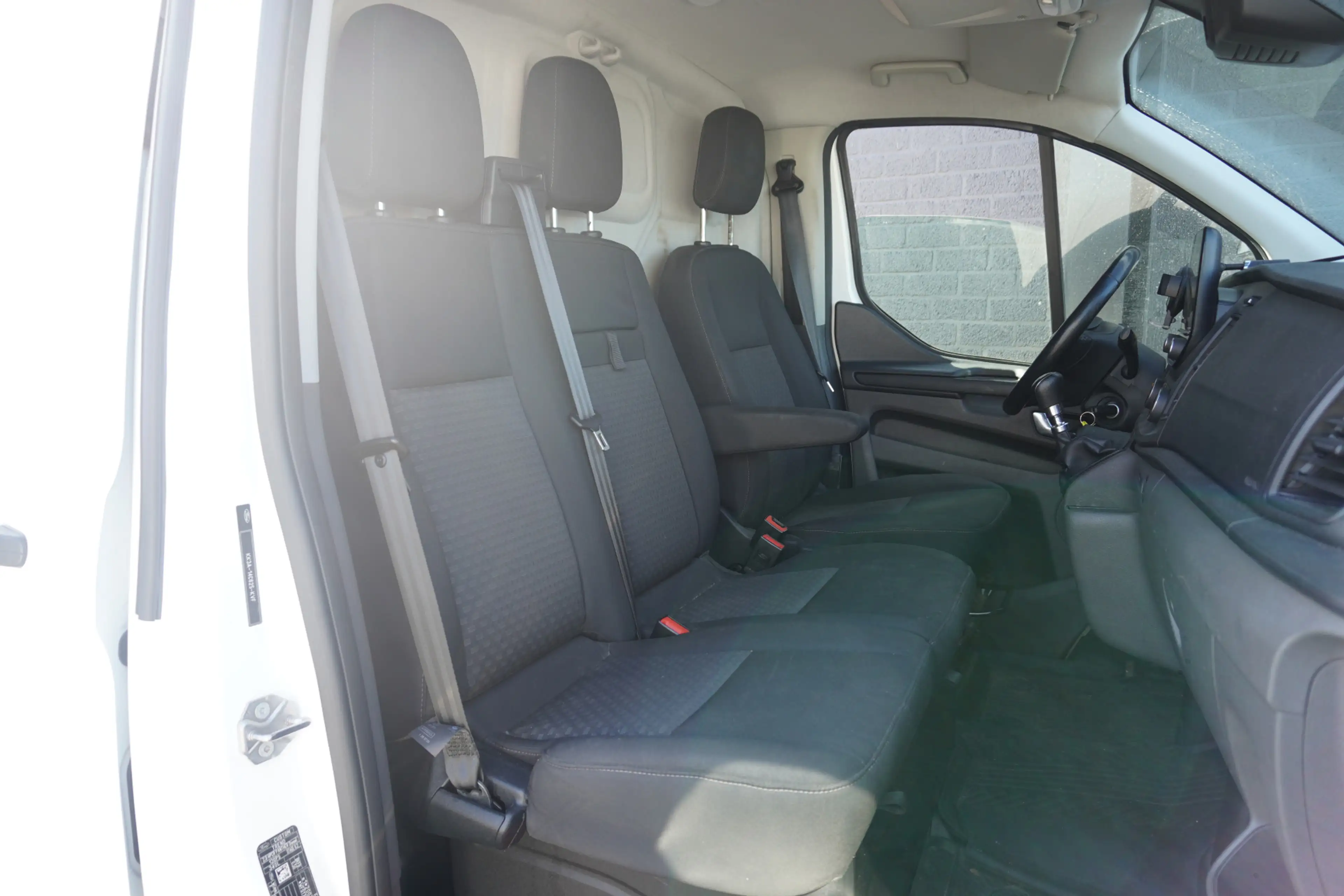 Ford Transit Custom 2.0 TDCI L2 130PK 2x Schuifdeur EURO 6 - Airco - N — photo 6