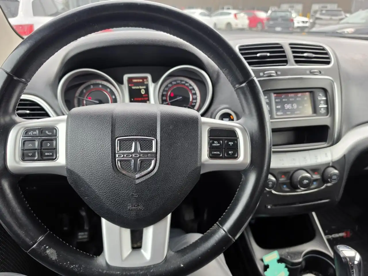 Dodge Journey снимка Dodge Journey
