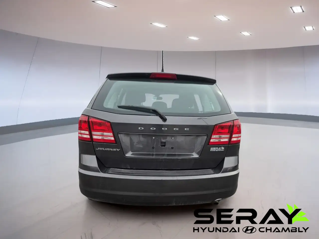 Dodge Journey снимка Dodge Journey