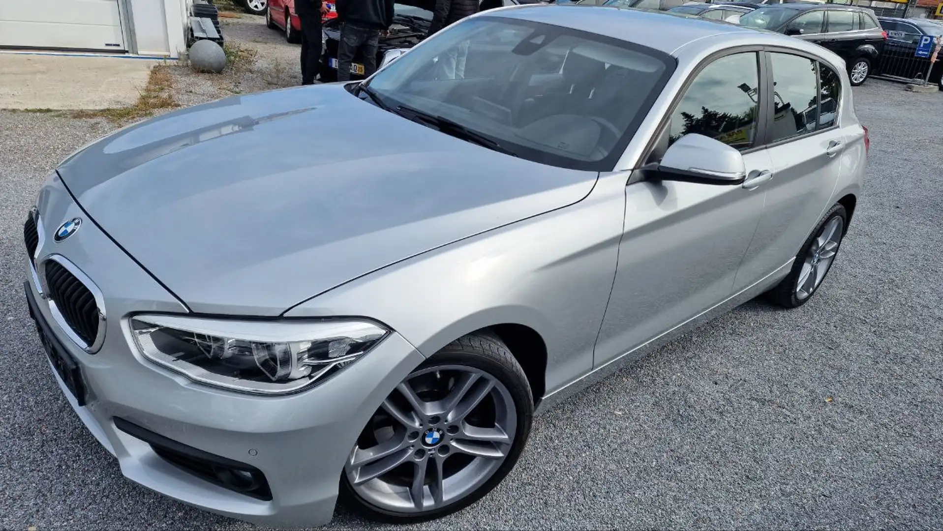 BMW 120 120i Aut. Edition Lifestyle - 1
