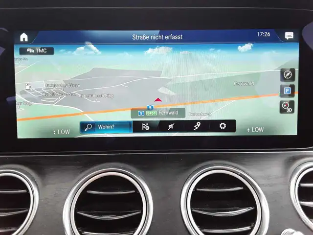 Mercedes-Benz E-Class view 12
