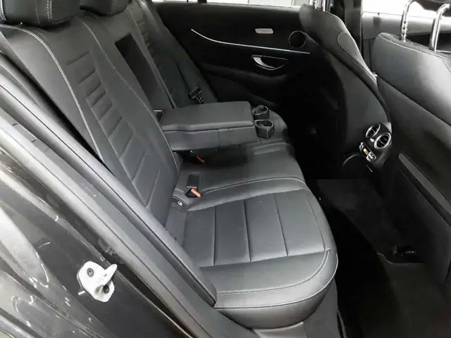 Mercedes-Benz E-Class view 14