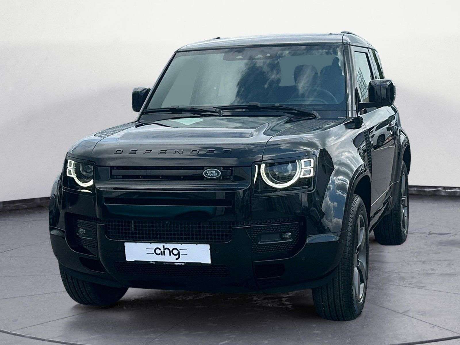 Second hand Land Rover Defender 3.0