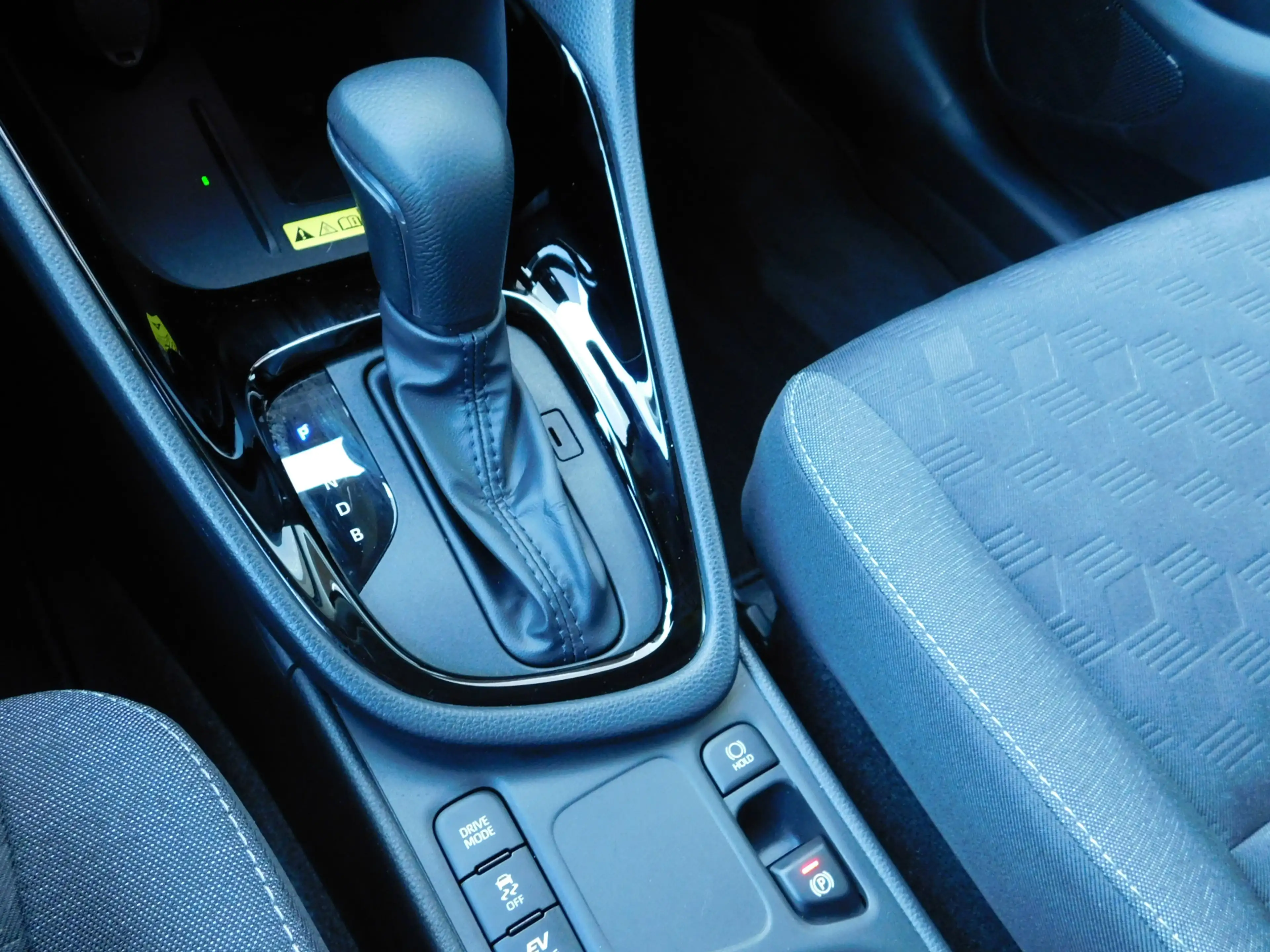 Toyota Yaris 1.5 Hybrid 115 Dynamic | Trekhaak — photo 21