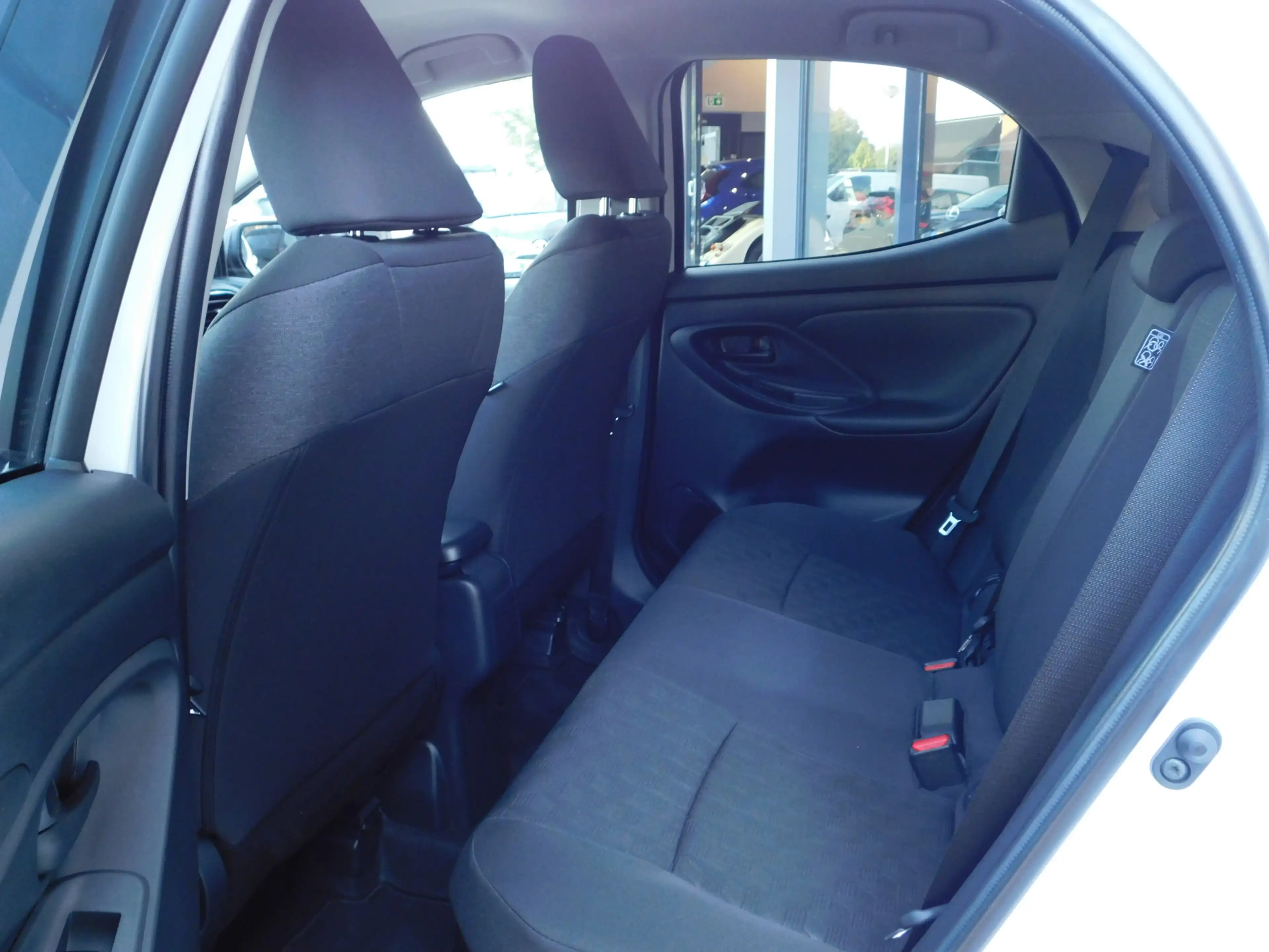 Toyota Yaris 1.5 Hybrid 115 Dynamic | Trekhaak — photo 17