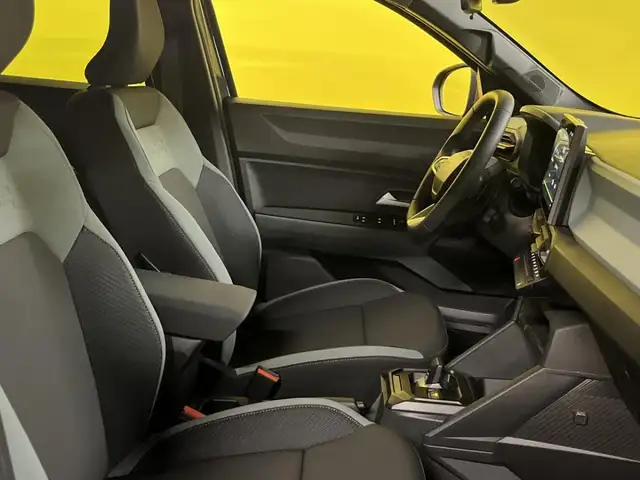 Dacia Duster view 7