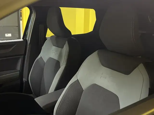 Dacia Duster view 15