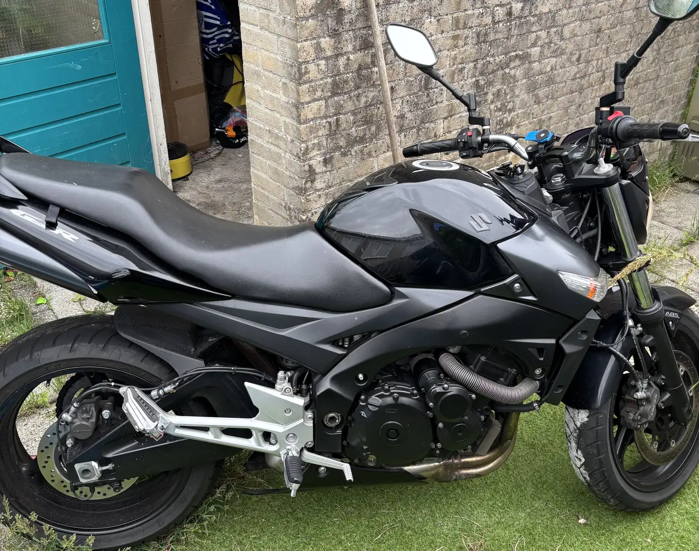 Suzuki GSR 600 Zwart - 1