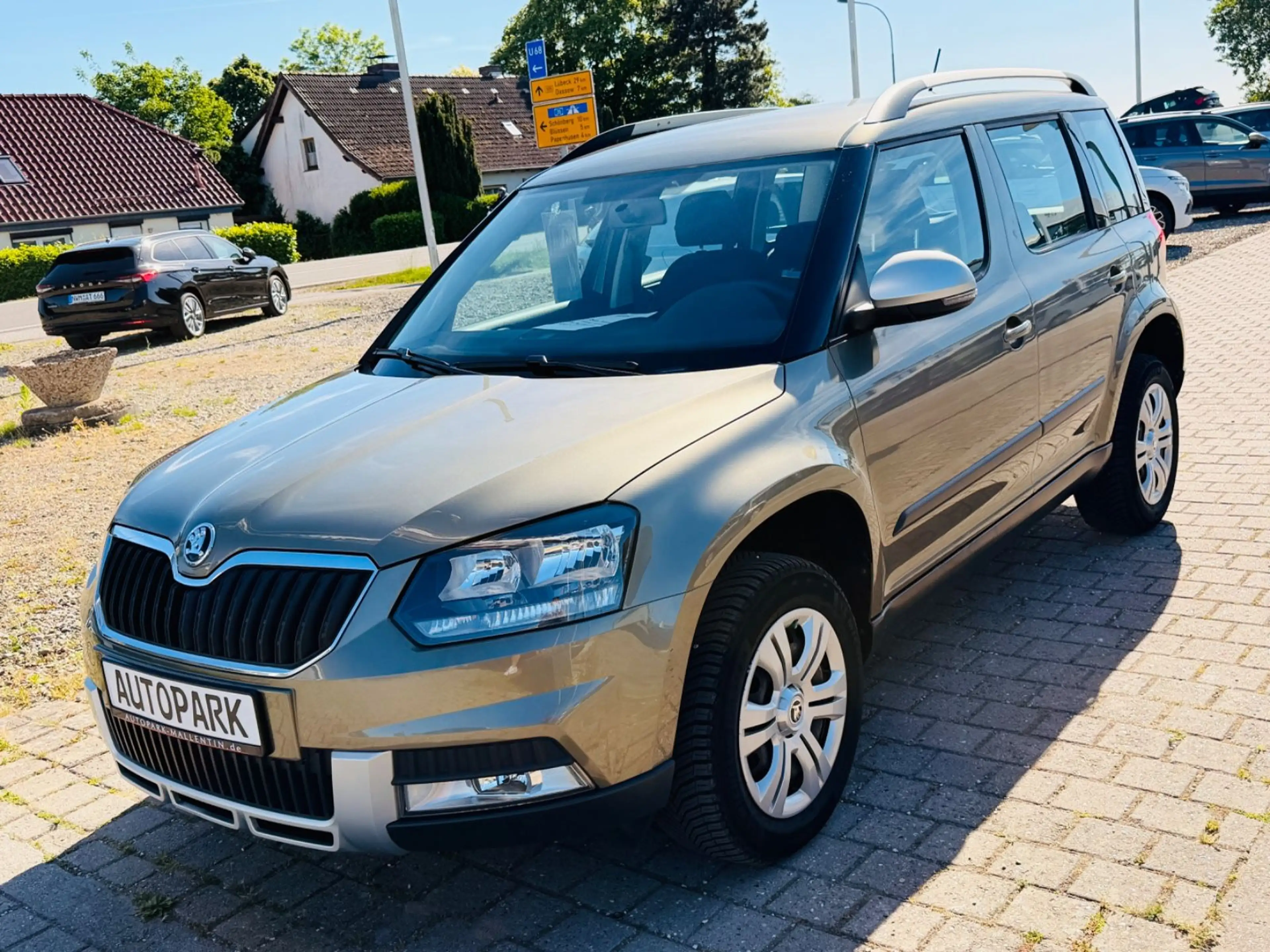 Skoda Yeti Active Outdoor *KLIMA*AHK*SHZ*DAB*PDC* — photo 3