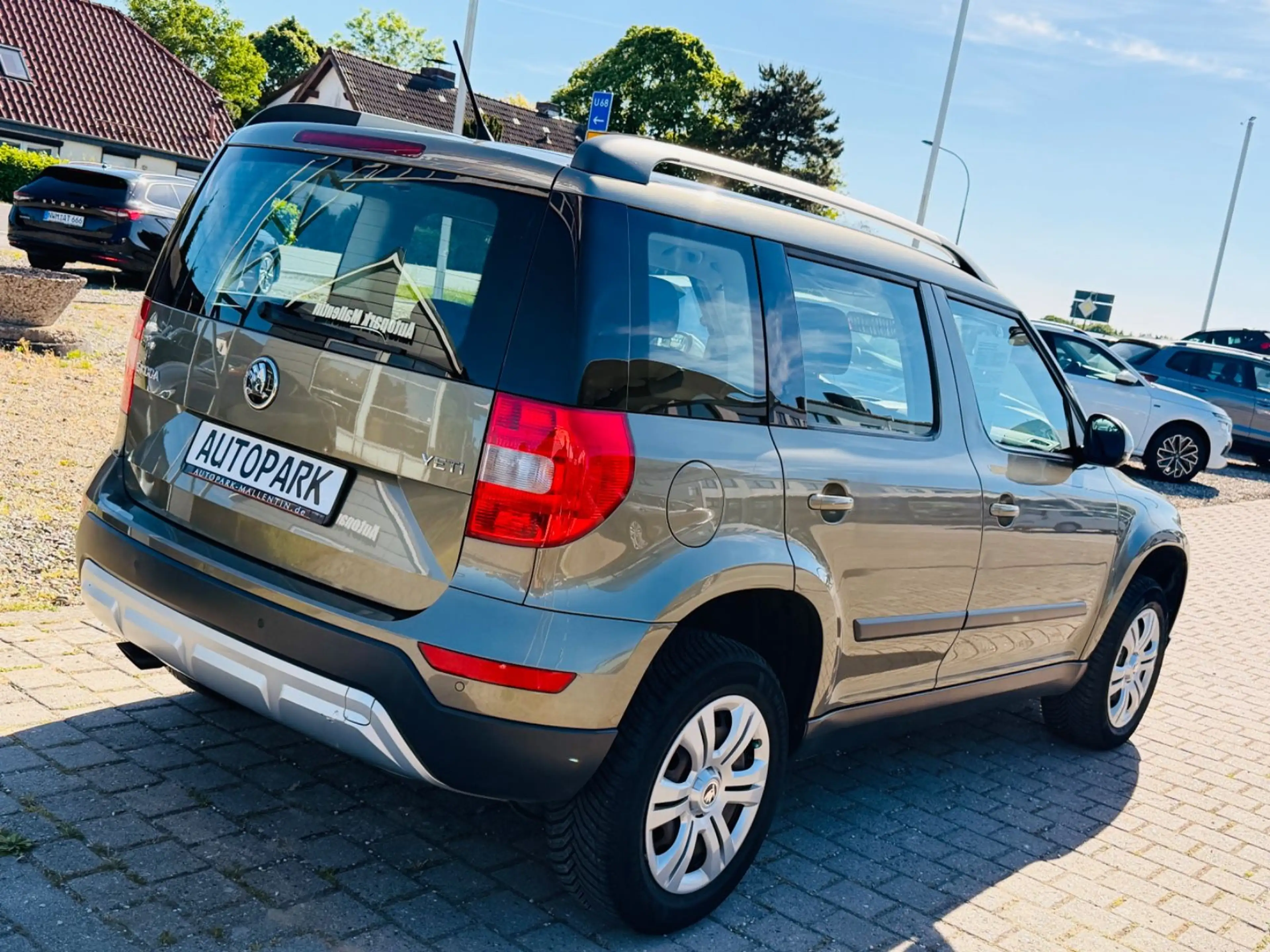 Skoda Yeti Active Outdoor *KLIMA*AHK*SHZ*DAB*PDC* — photo 6