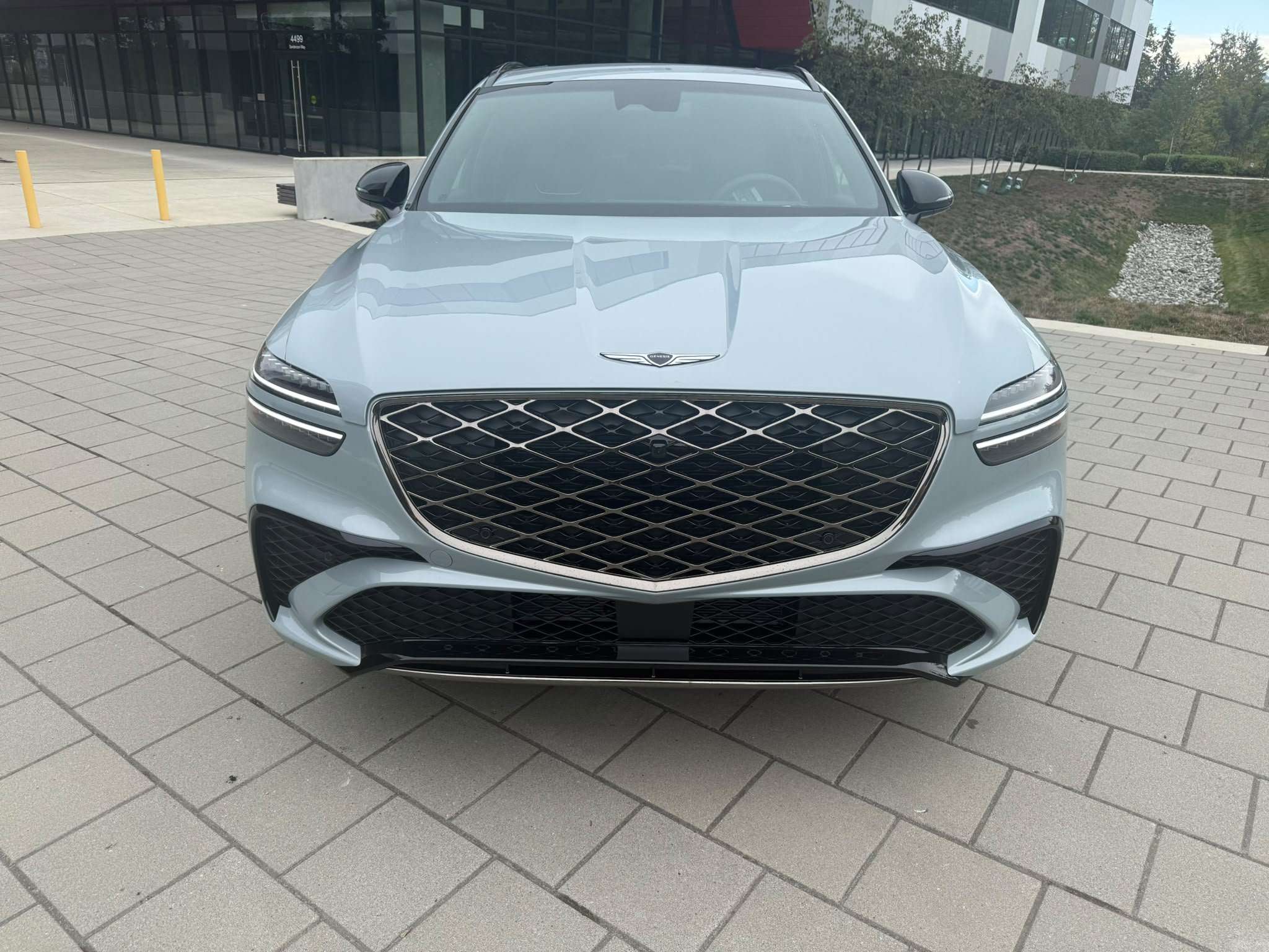 2027 Genesis GV70 3.5 Prestige Graphite — photo 2