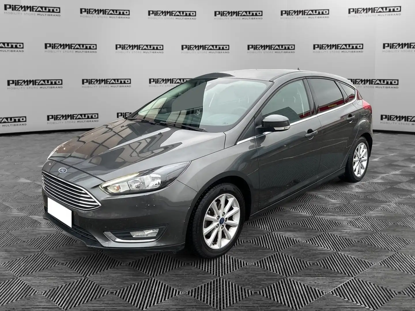 Ford Focus Focus 1.6 120 CV GPL Titanium Gris - 1