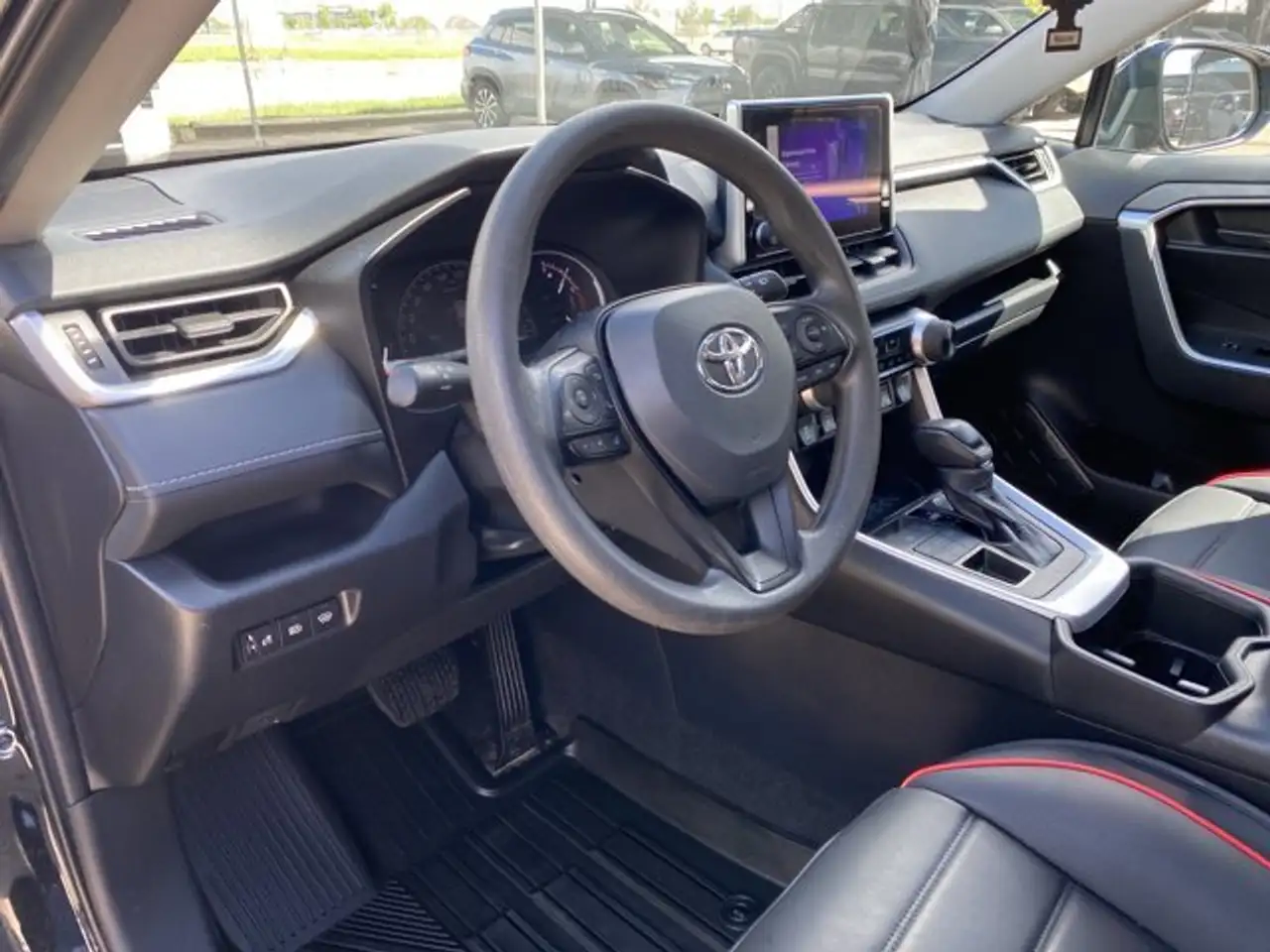 Toyota RAV 4 снимка Toyota RAV 4