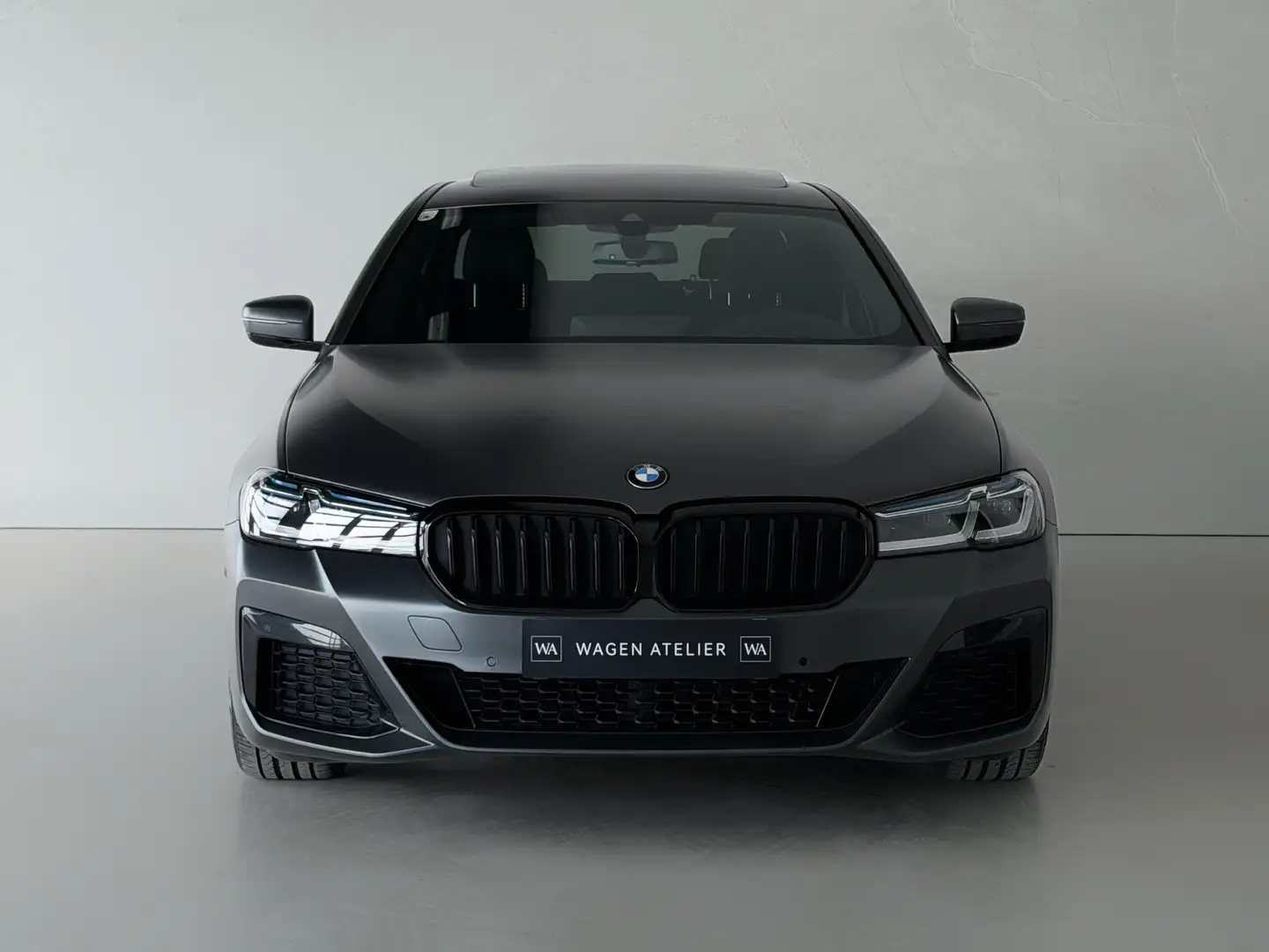 BMW 520 520 d xDrive M Sport Schwarz - 2