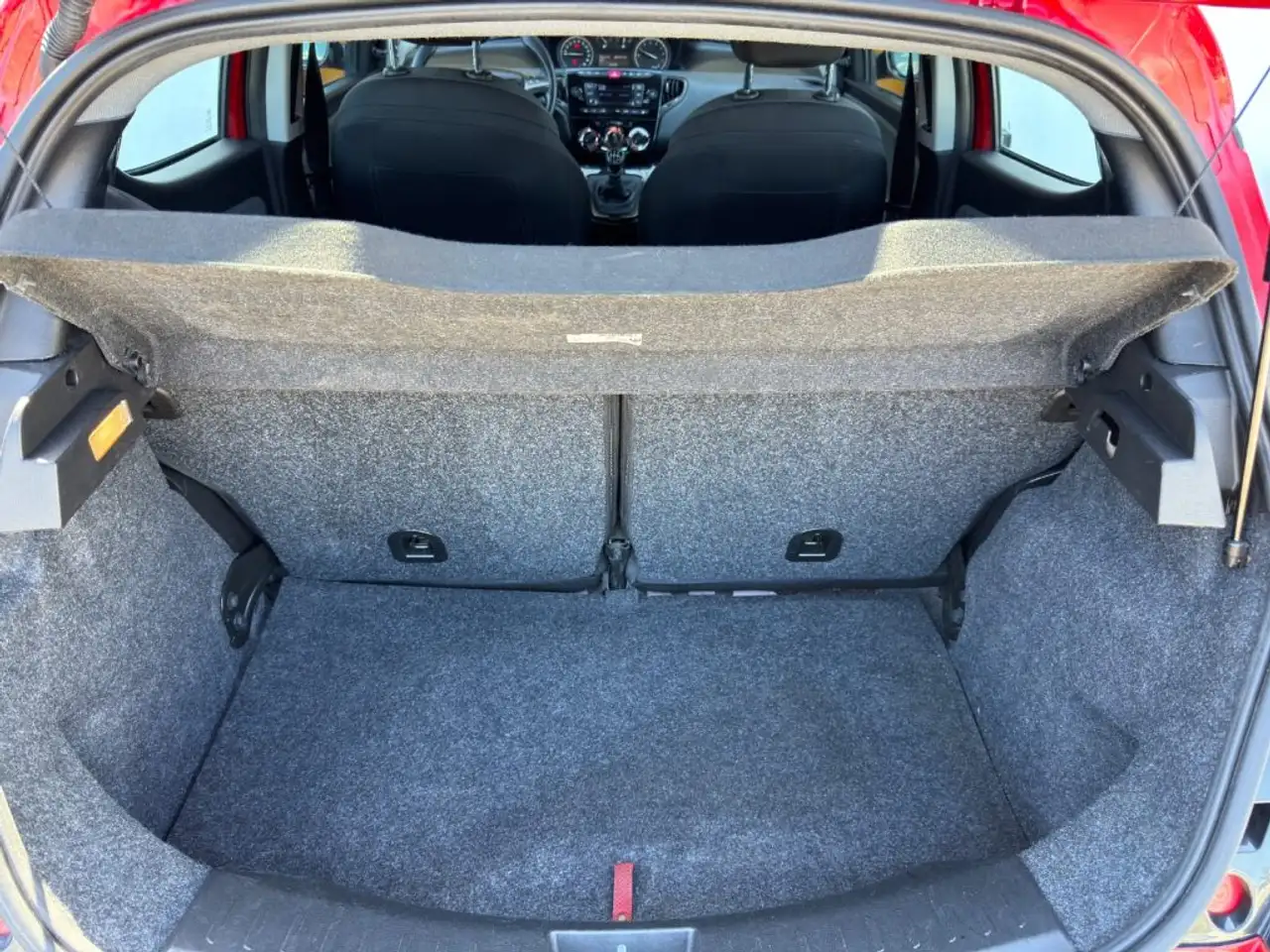 Lancia Ypsilon 2022 — фото 15