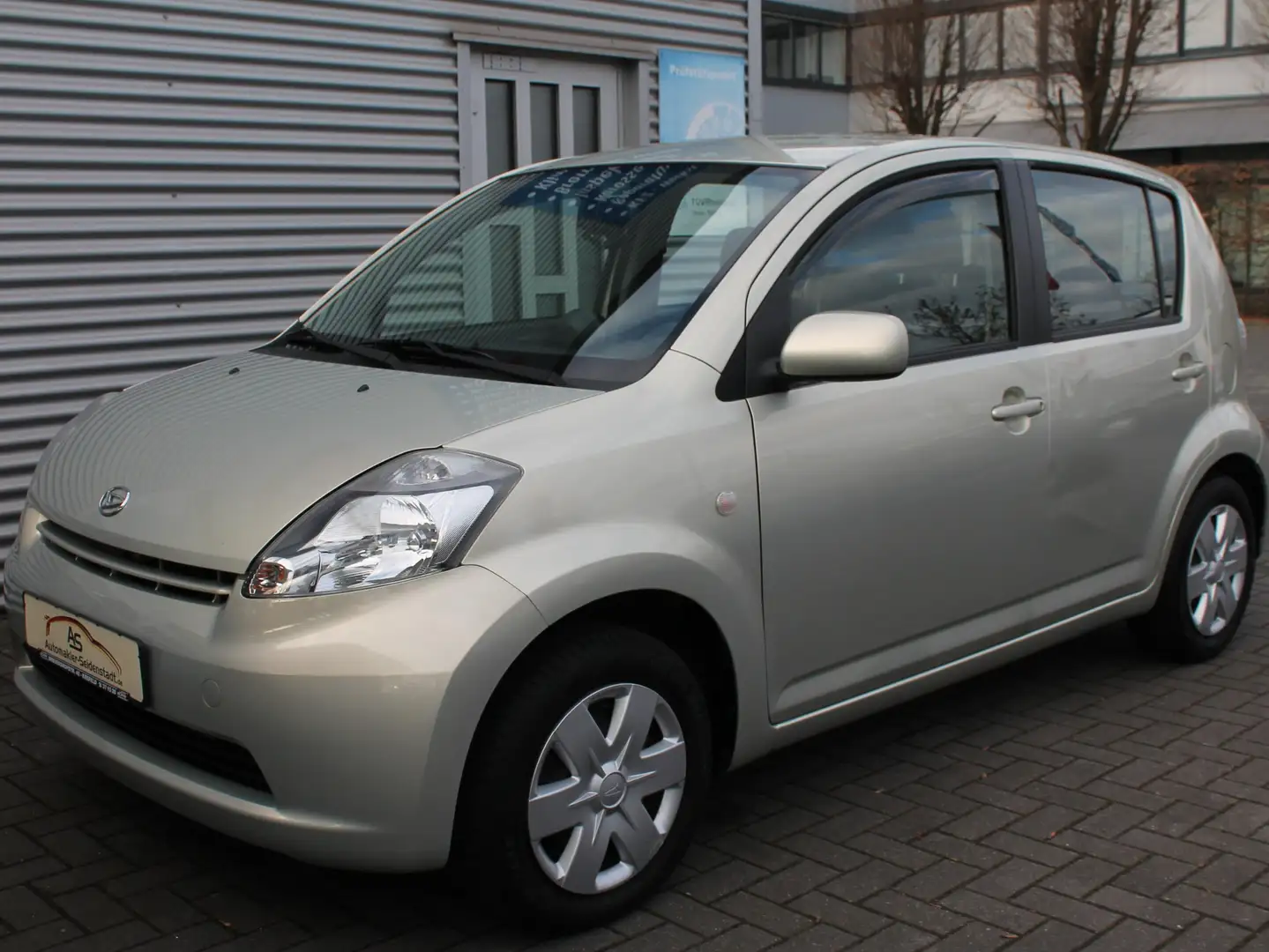 Daihatsu Sirion Sirion 1.3 Automatik, Klima, AHK, Nur 104.000 km - 2