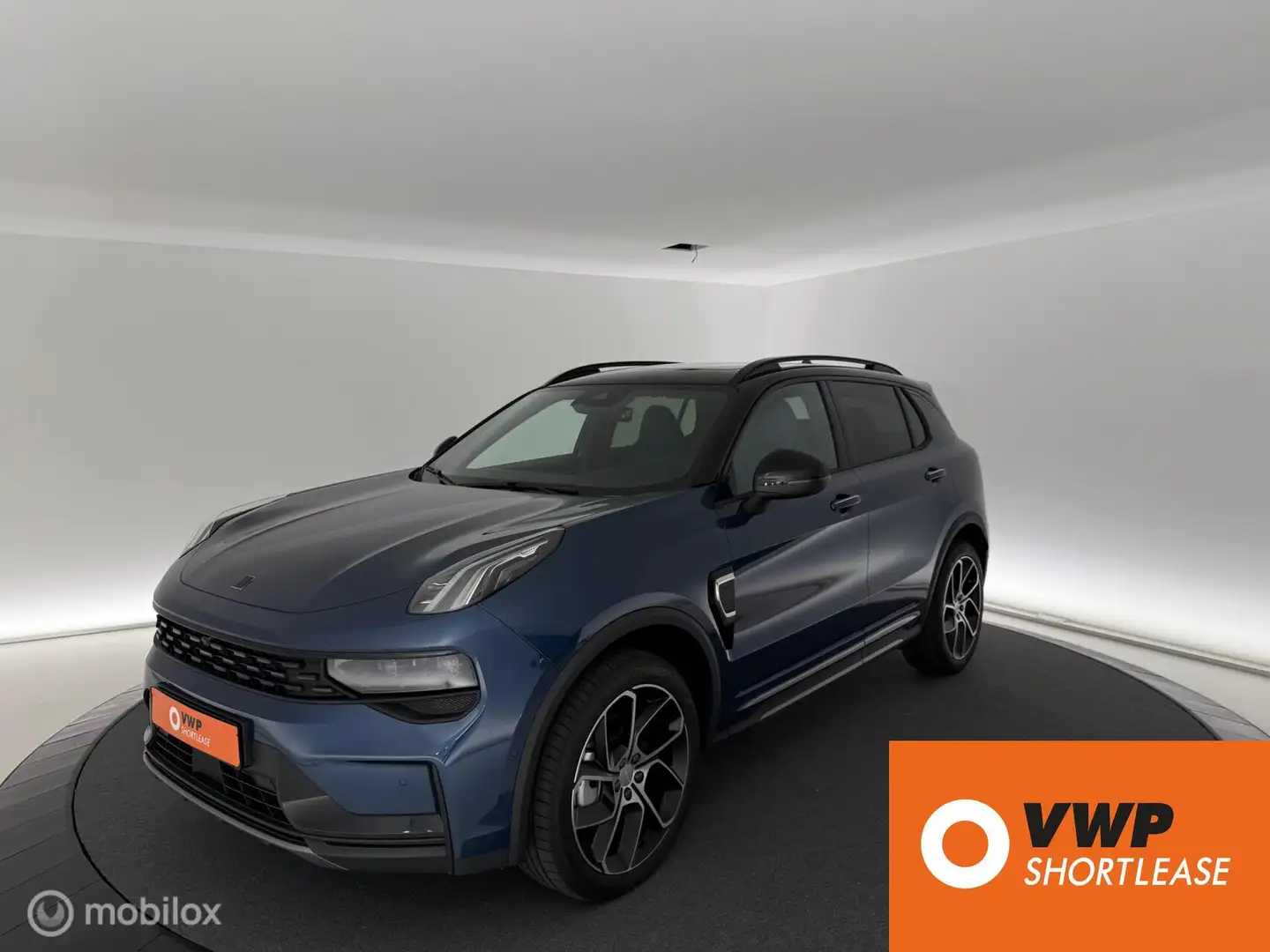 Lynk & Co 01 PHEV | NIEUW | Black Pack | 360 | Hemel zwart Zwart - 1