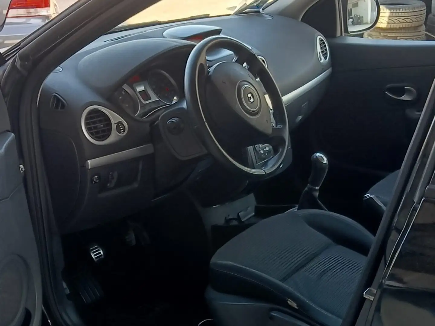 Renault Clio 3p 1.2 16v Dynamique Gpl Nero - 2