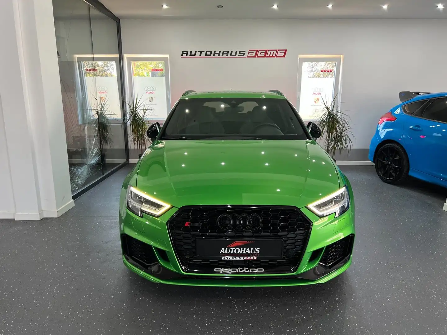 Audi RS3 2.5 TFSI * Sportback**S-AGA*SCHALE*VIRT*B&O* Grün - 1