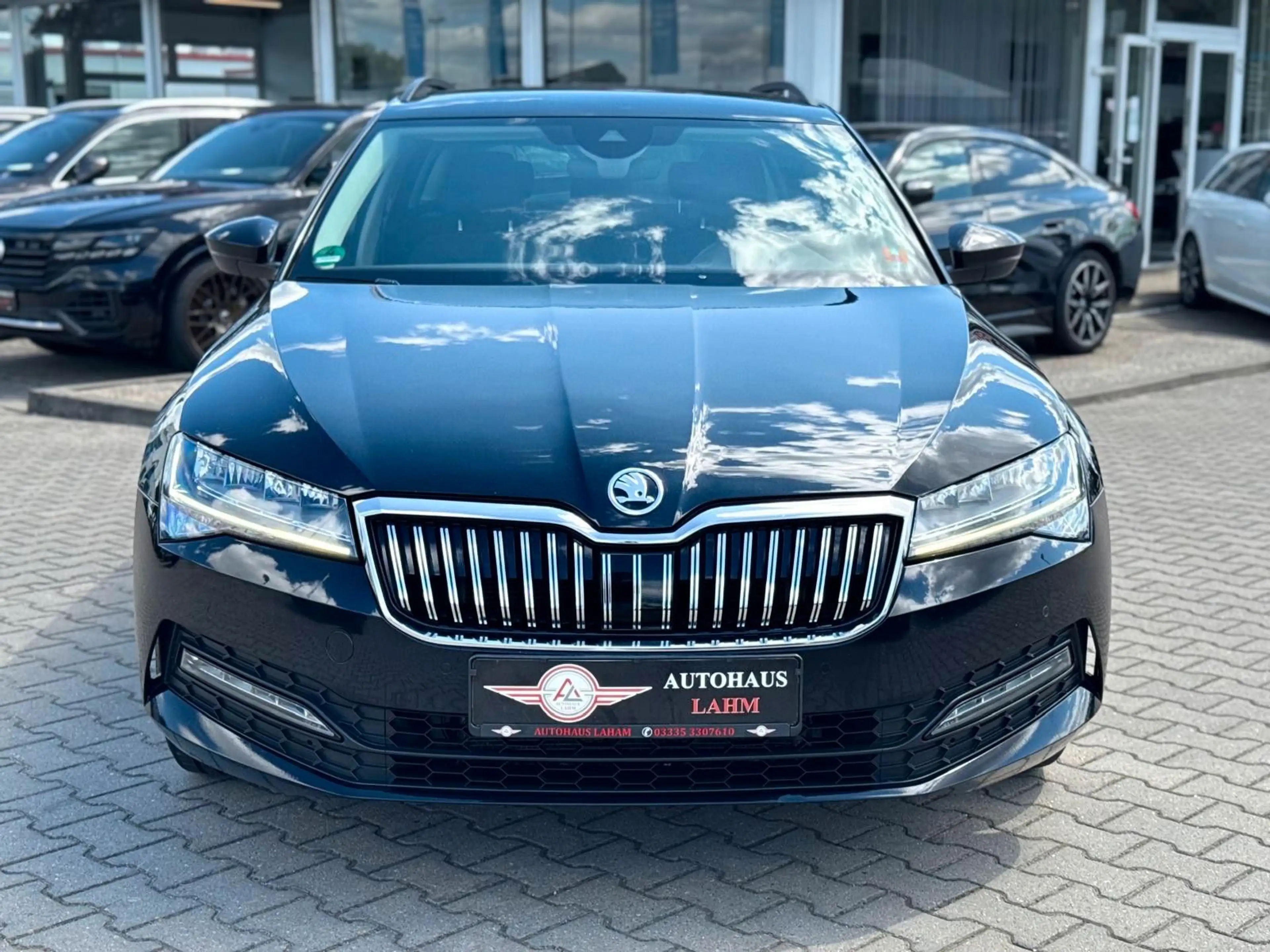 Skoda Superb Combi 2.0TDI DSG"Ambition"AHK*1-HAND*NAVI — photo 4